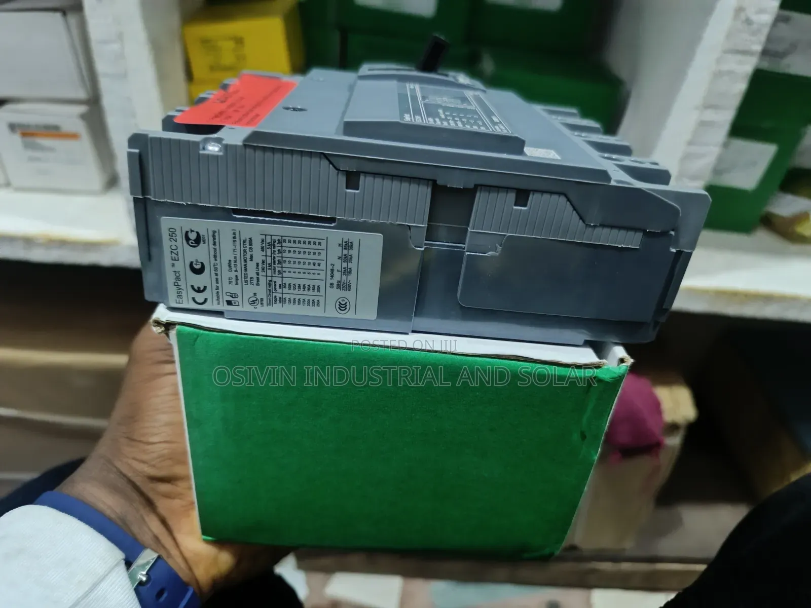 Ezc250f 450 Schneider 250a 4pole Breaker