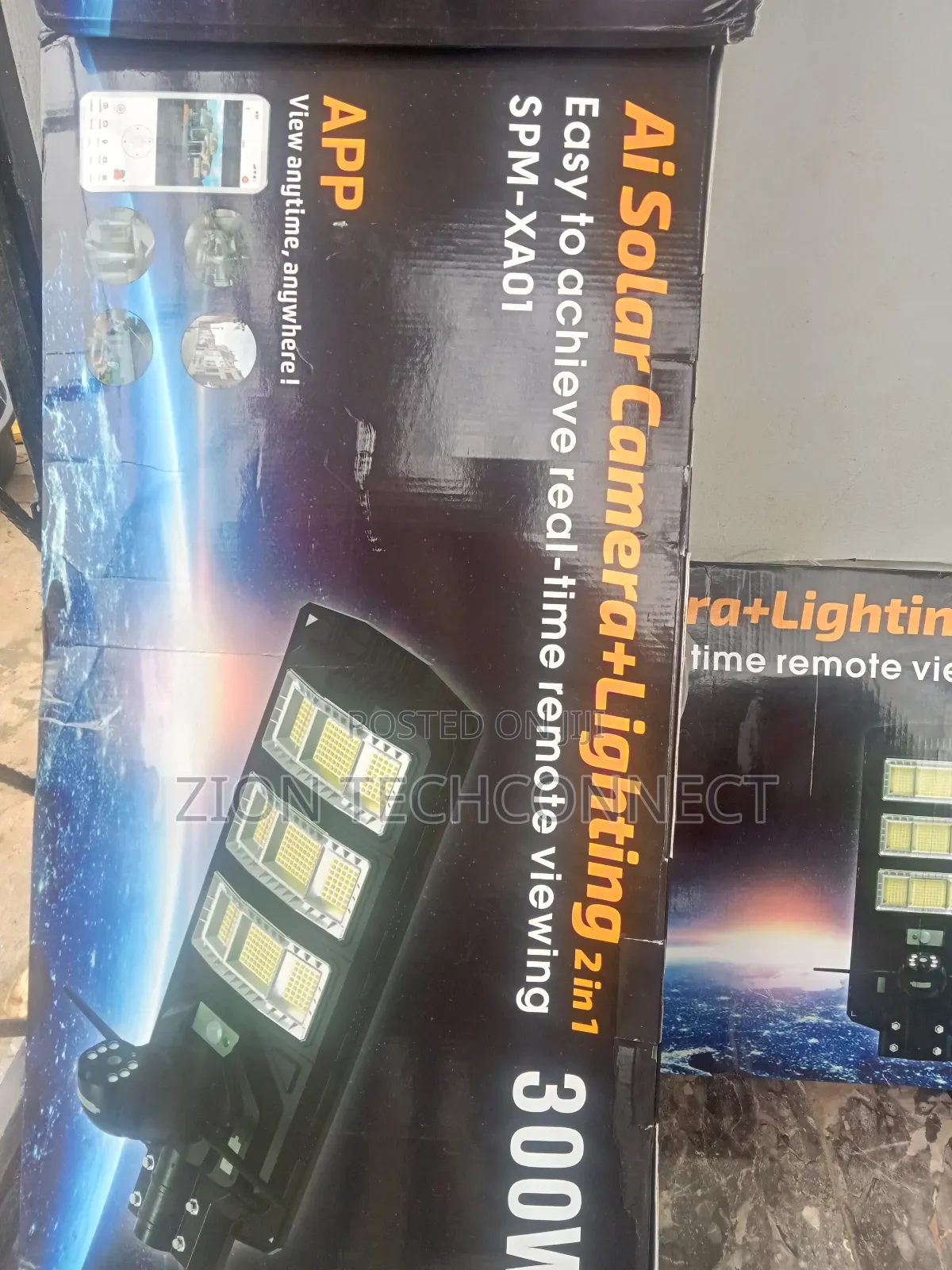 All in One Solar Streetlight With 4G PTZ Ai Camera