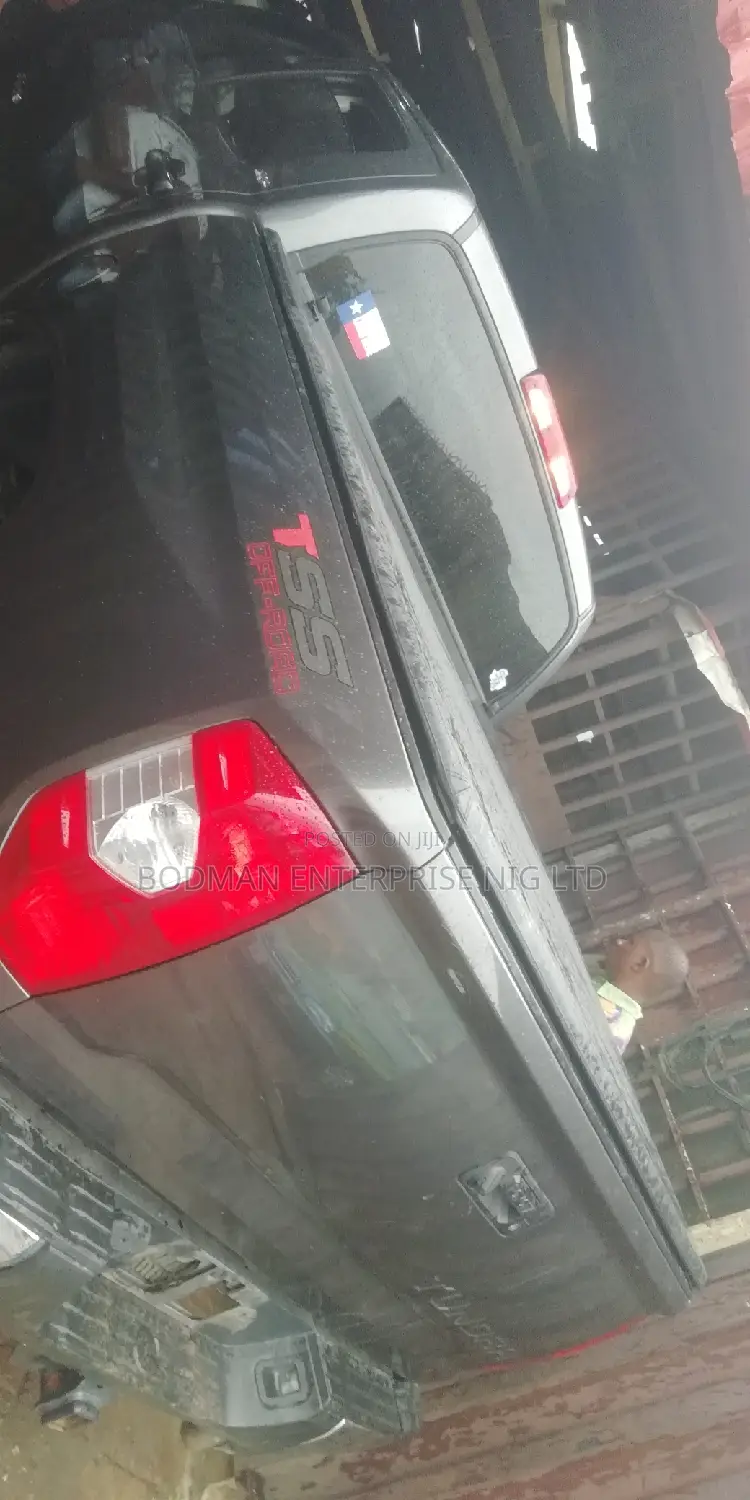 Boot Cover Leather Folding Tundra :_-:"
