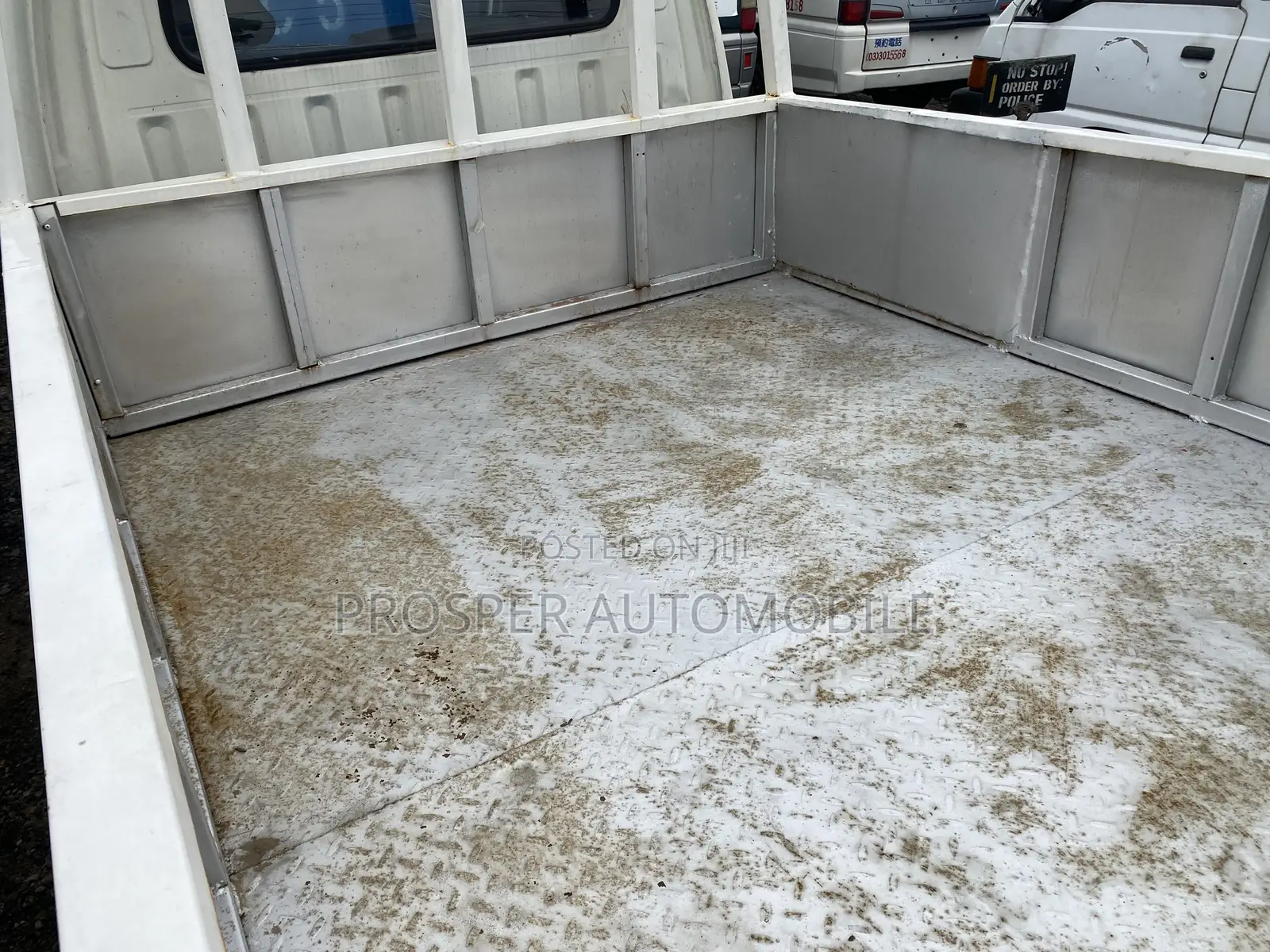 Mitsubishi Delica Truck