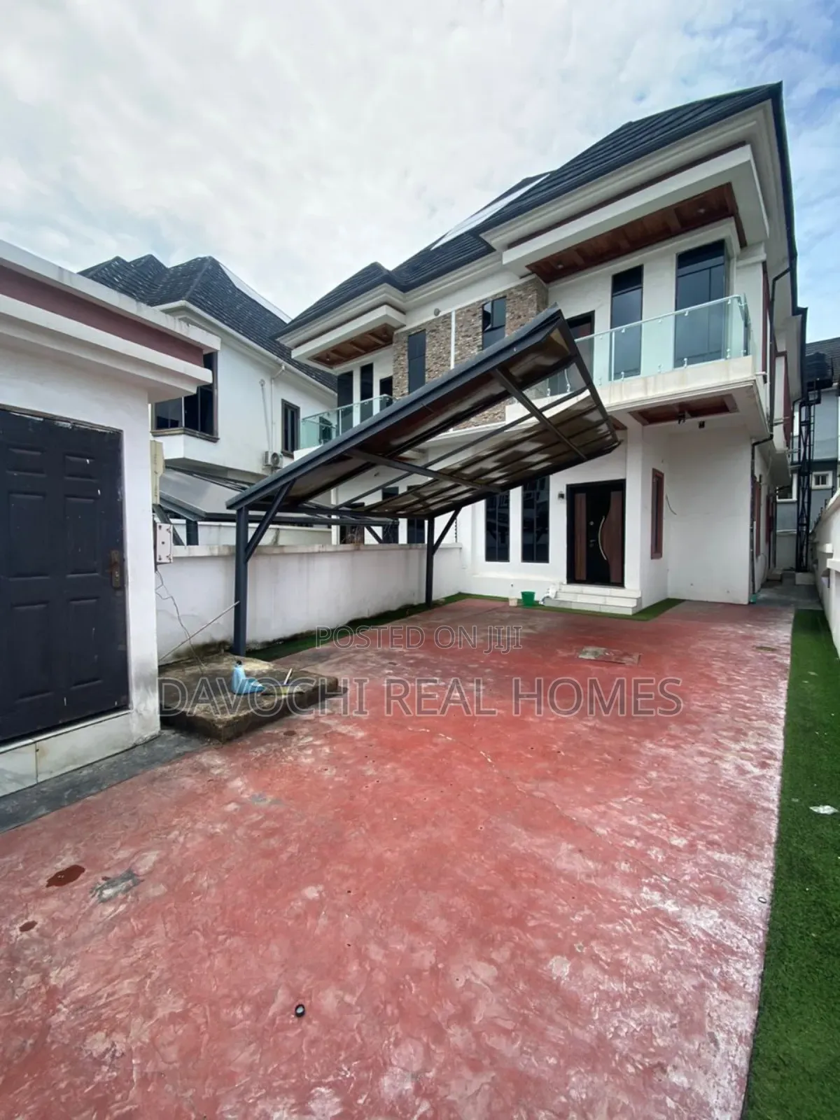 4bdrm Duplex in By Chevron Second, Lekki for rent