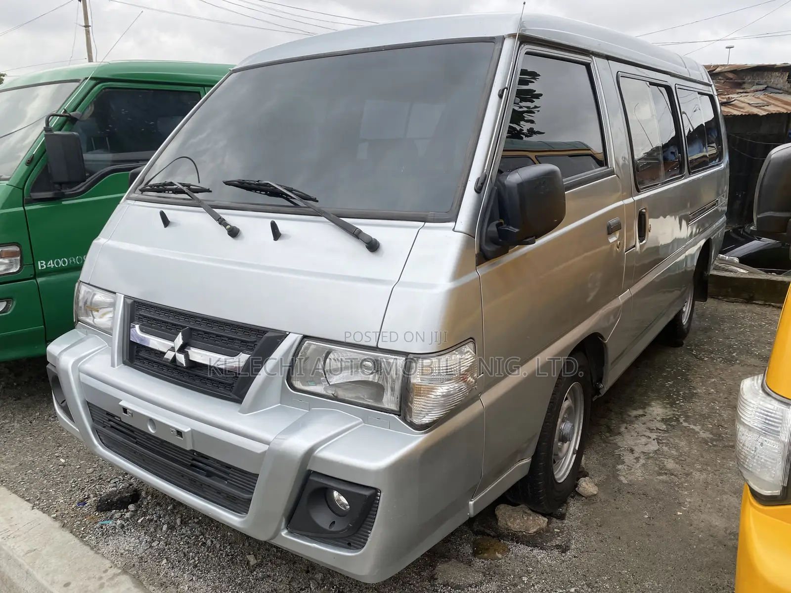 Mitsubishi Delica 2014 Silver