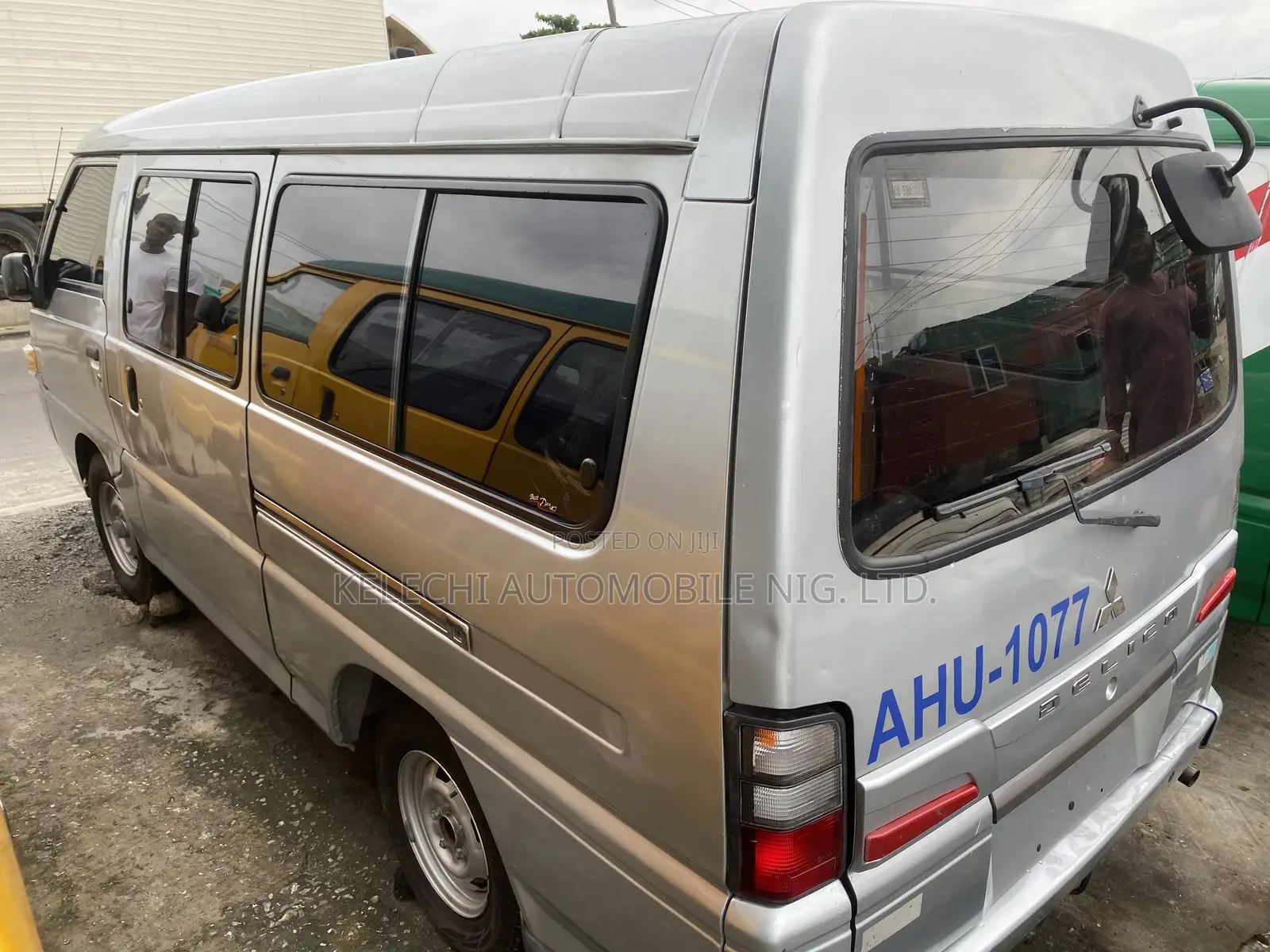 Mitsubishi Delica 2014 Silver