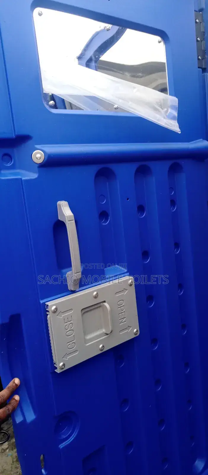 Clean and Affordable Mobile Toilet