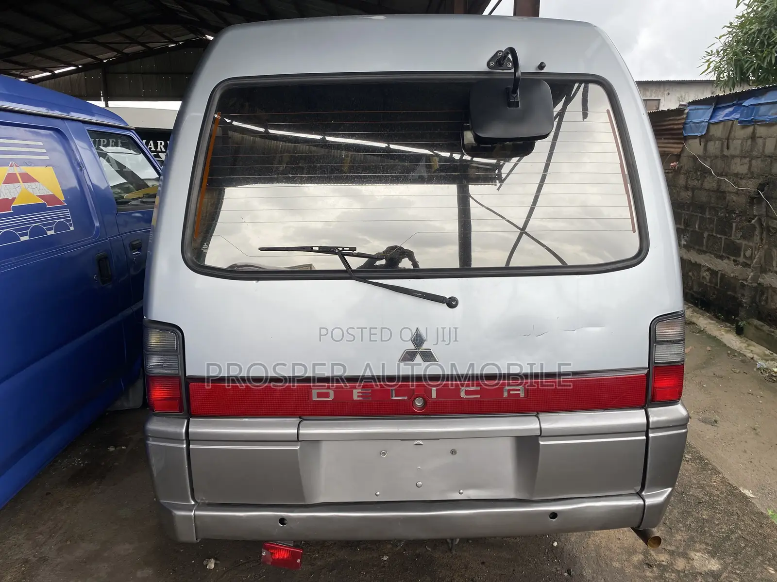 Mitsubishi Delica 2008 Grey