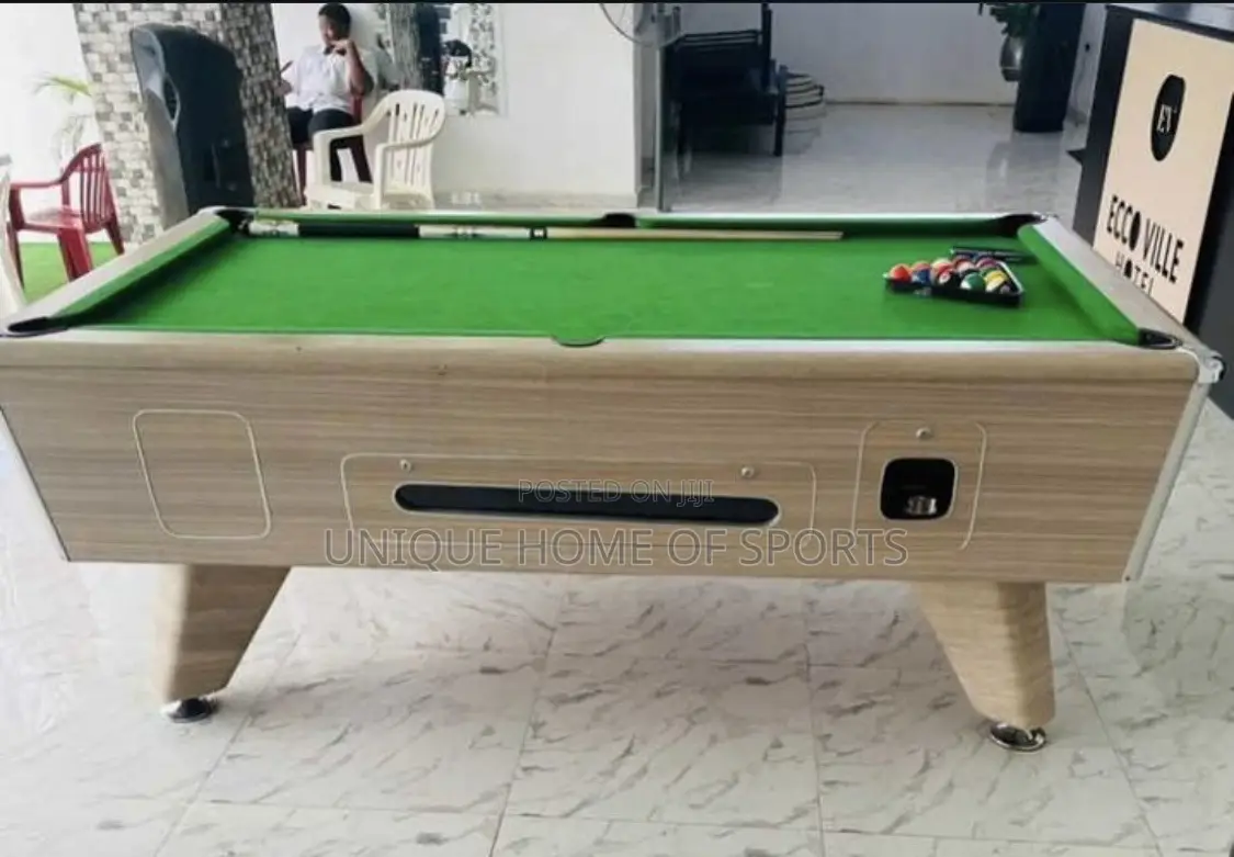 8ft Snooker Marble and Coins