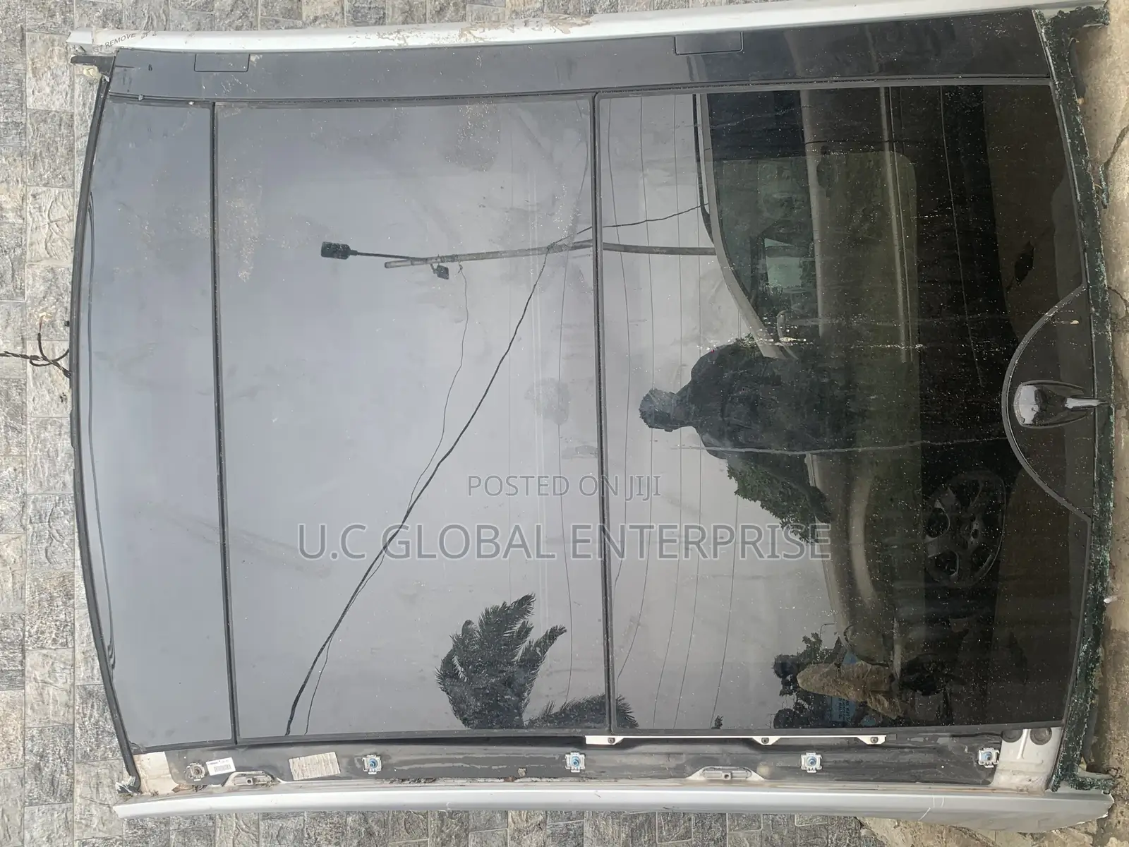 Dm for Panoramic Roof Glass Mercedes Ml350 2015 Available