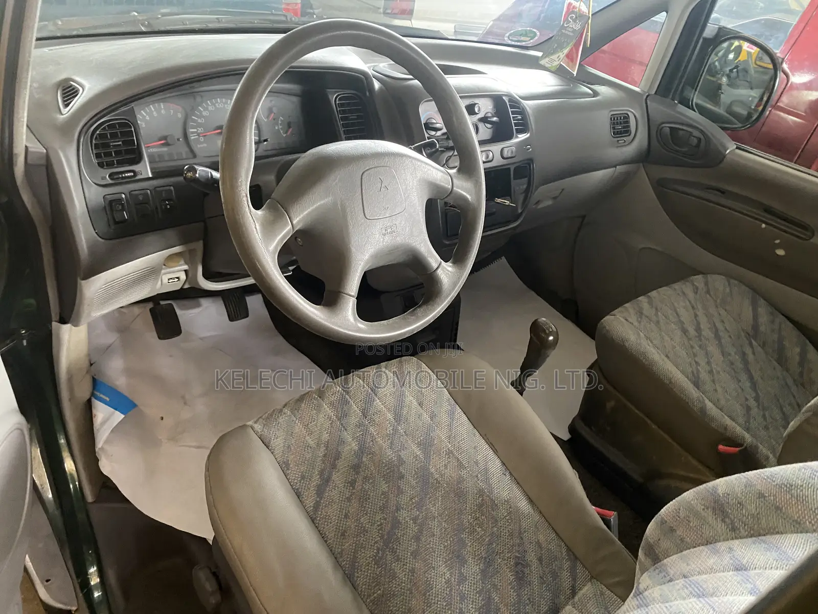 Mitsubishi Space Gear 2003 Green