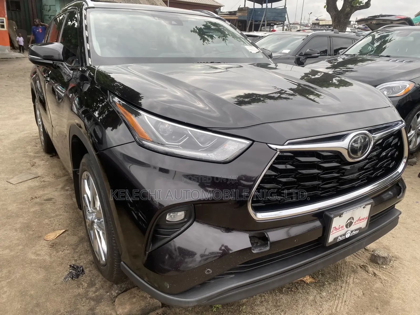 Toyota Highlander XLE 2021 Black