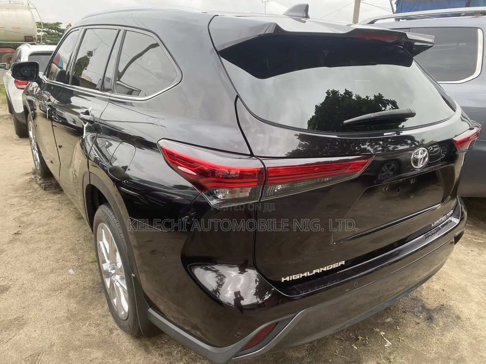 Toyota Highlander XLE 2021 Black