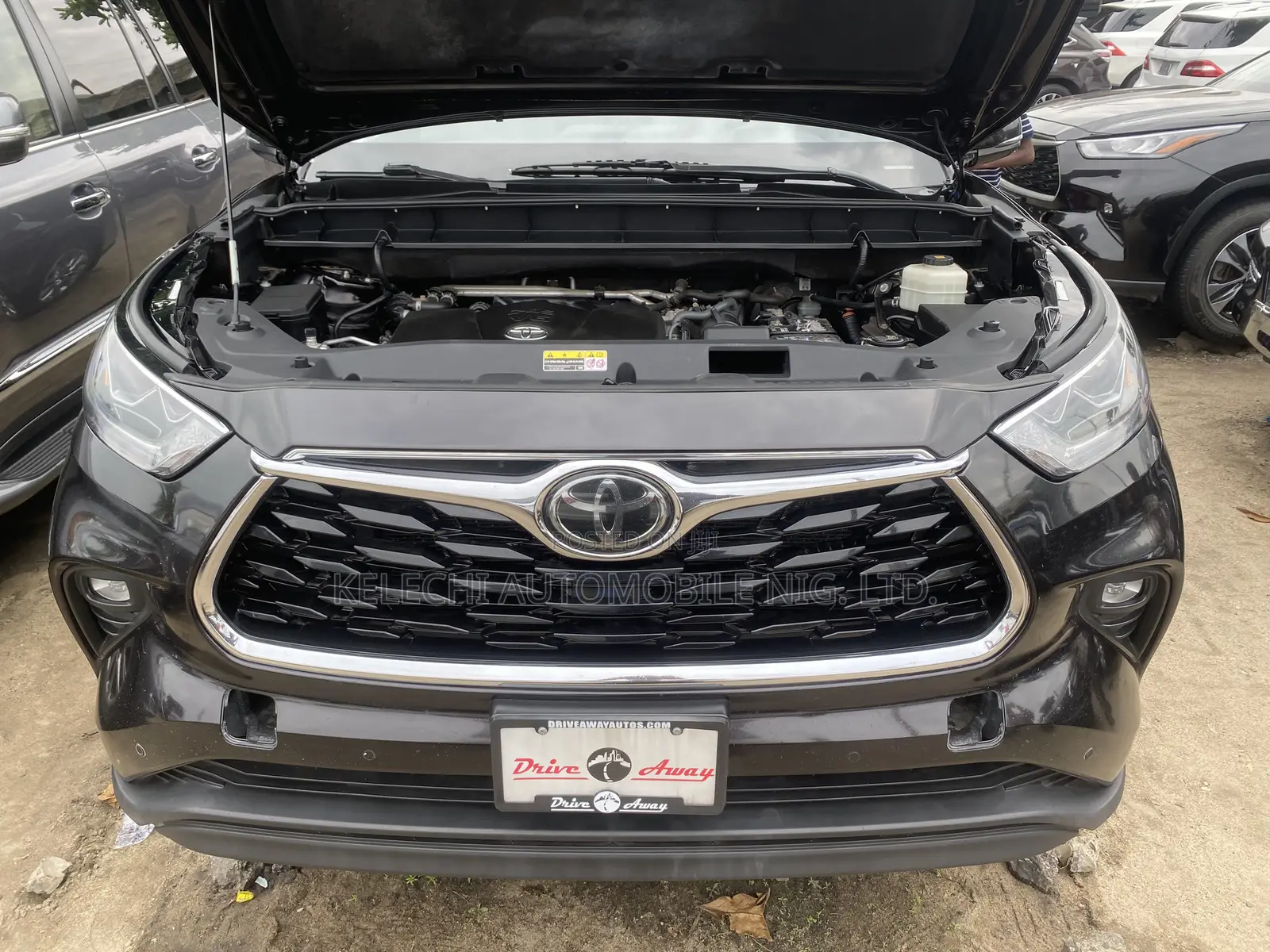 Toyota Highlander XLE 2021 Black