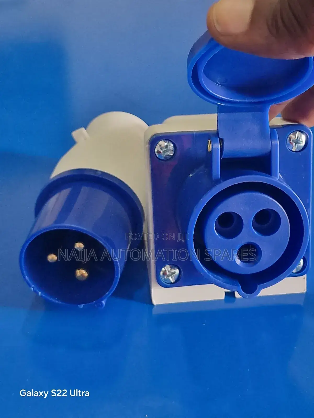 3 Pin Industrial Plug-Socket 240v/16a