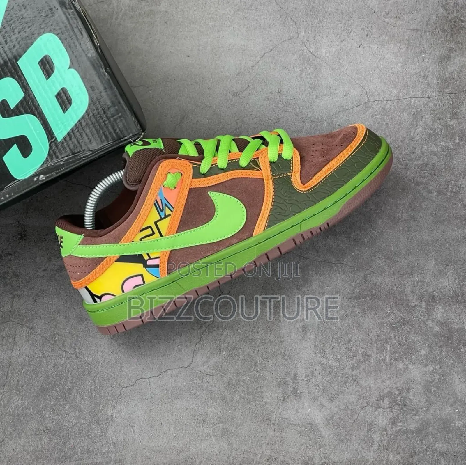 Original NIKE SB DUNK LOW Pro De La Soul Available in Store