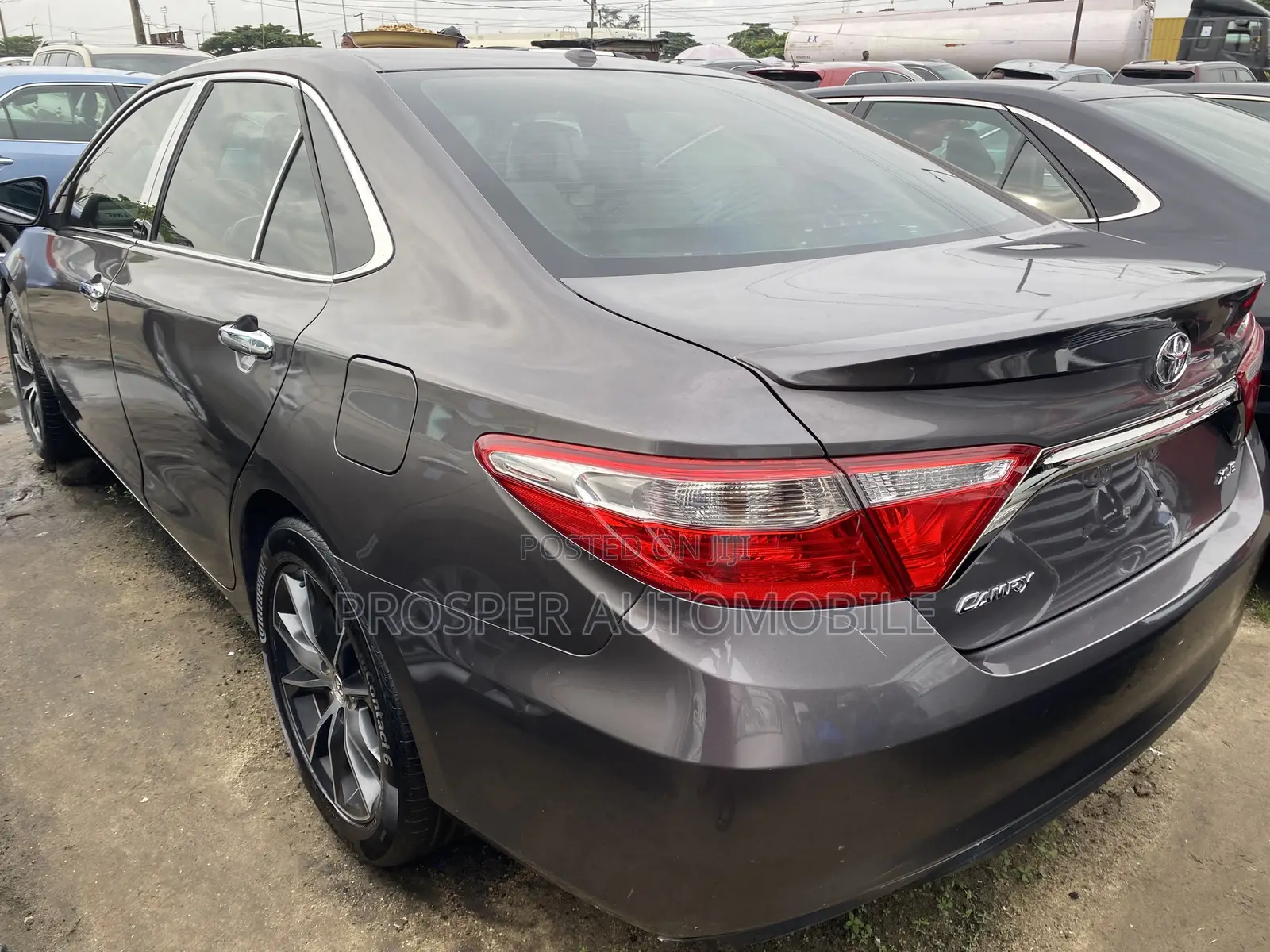 Toyota Camry 2015 Gray
