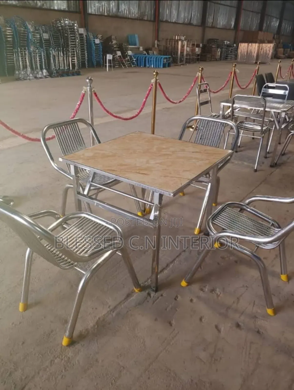 Classic Higher Quality Marble Top Table