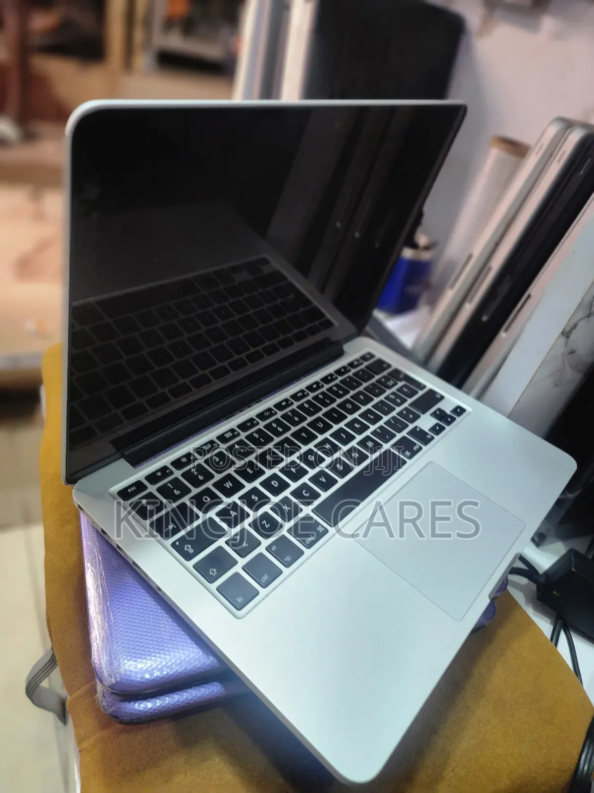 Laptop Apple MacBook Pro 2015 8GB Intel Core I5 SSD 128GB