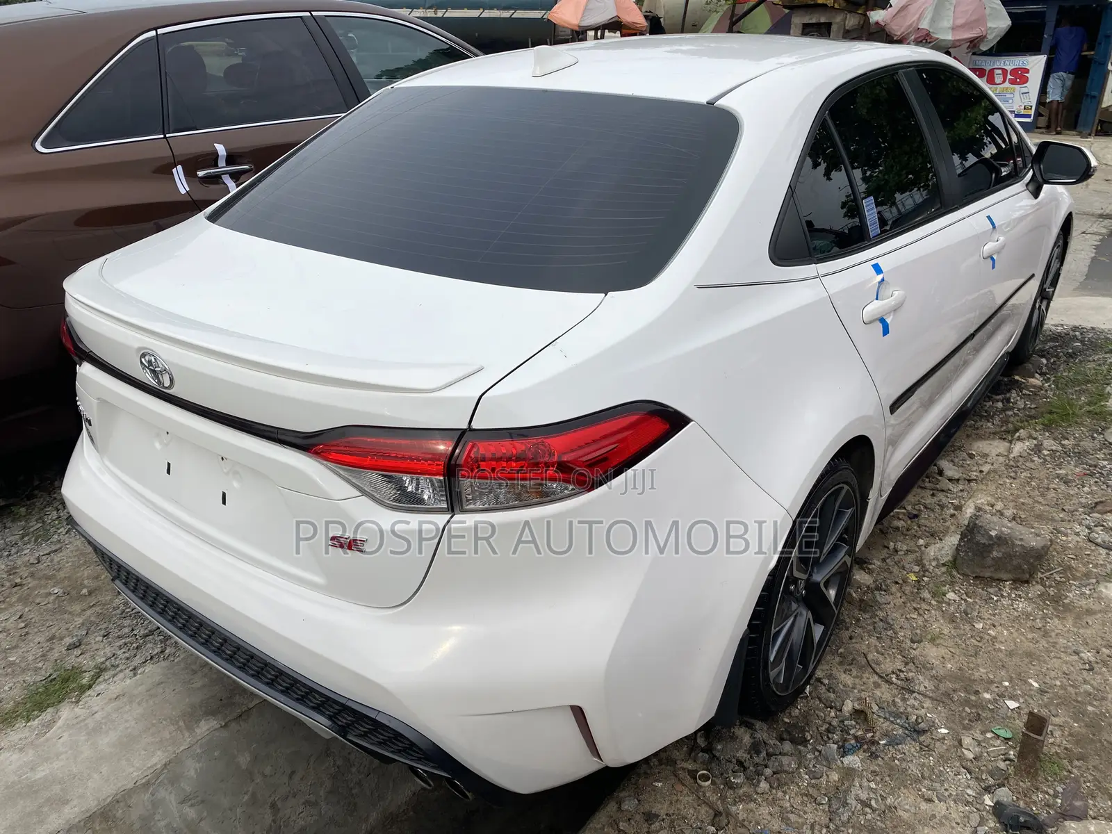 Toyota Corolla SE 2021 White