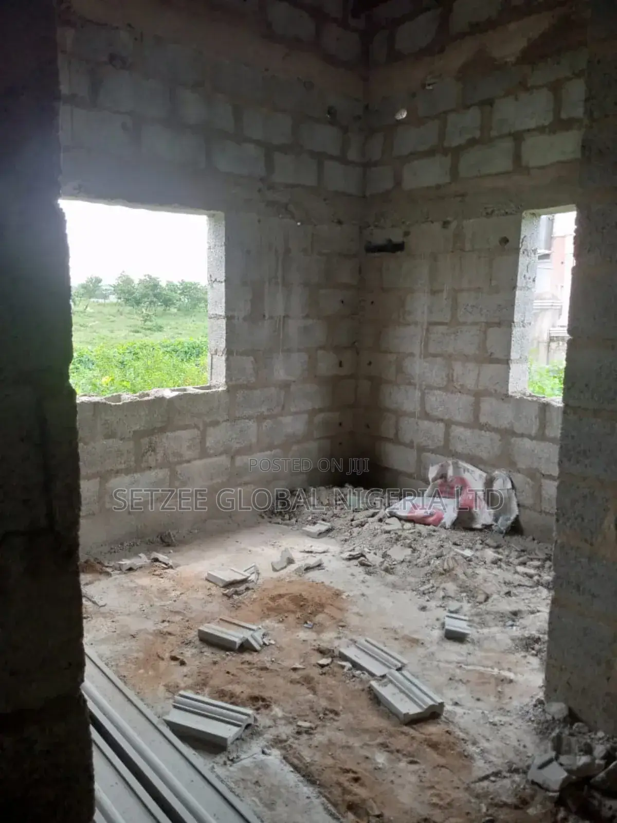 3bdrm Bungalow in Upper Room Estate, Dei-Dei for sale