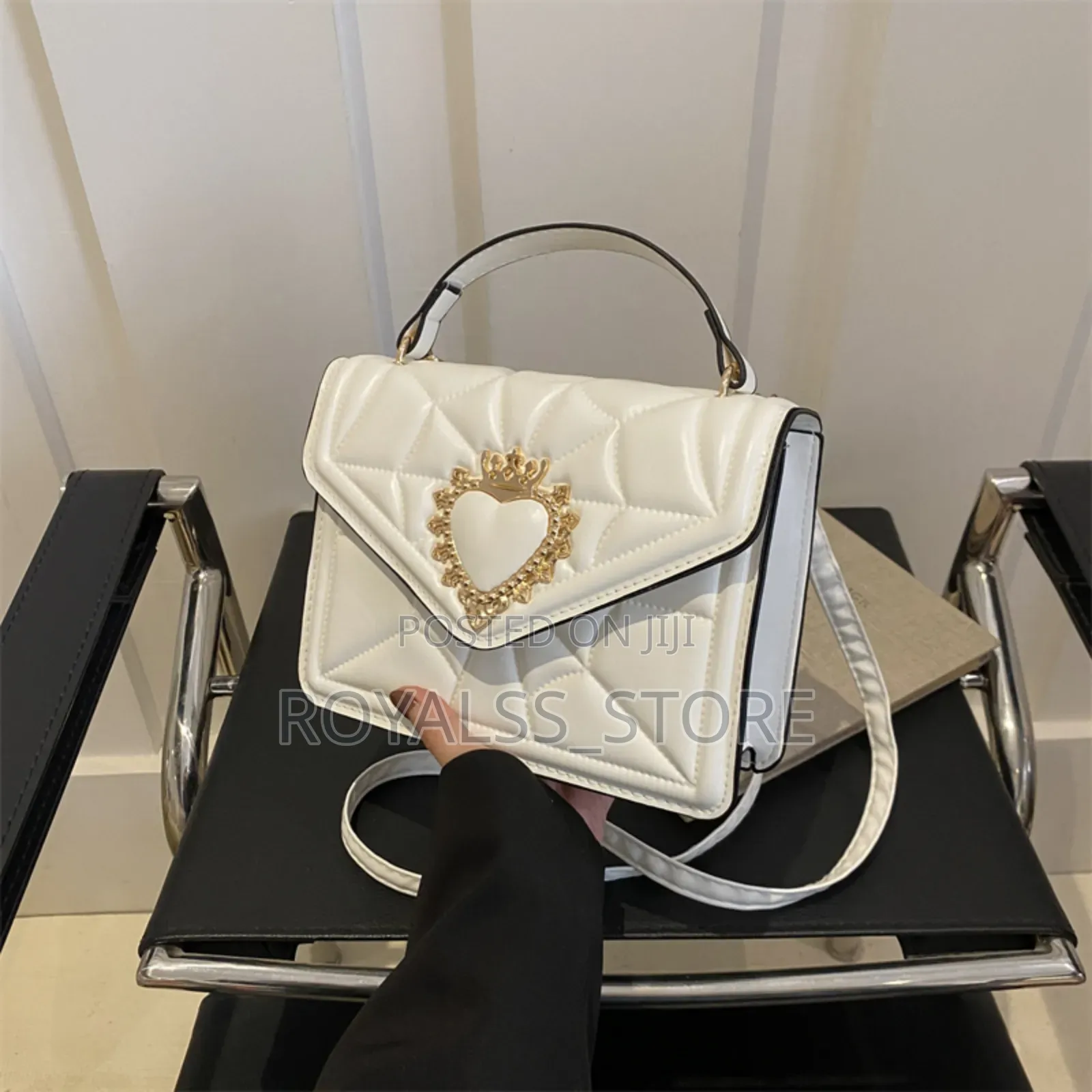 Classic Ladies Hand Bag