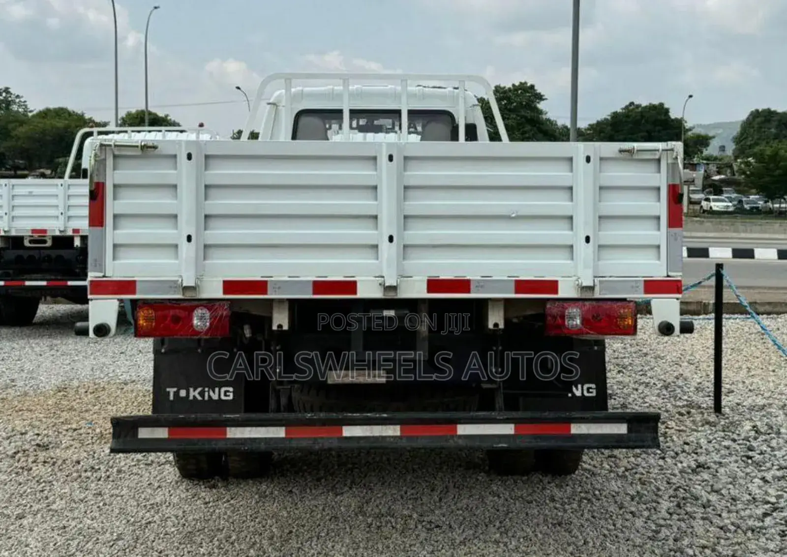 Brand New Carriage Truck (T. King)