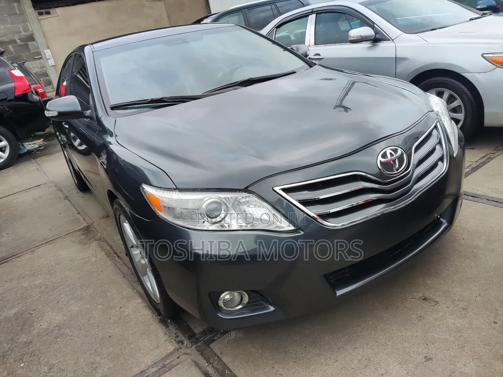 Toyota Camry 2011 Gray