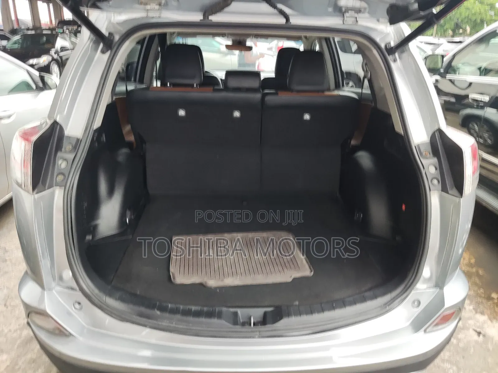 Toyota RAV4 2017 Silver