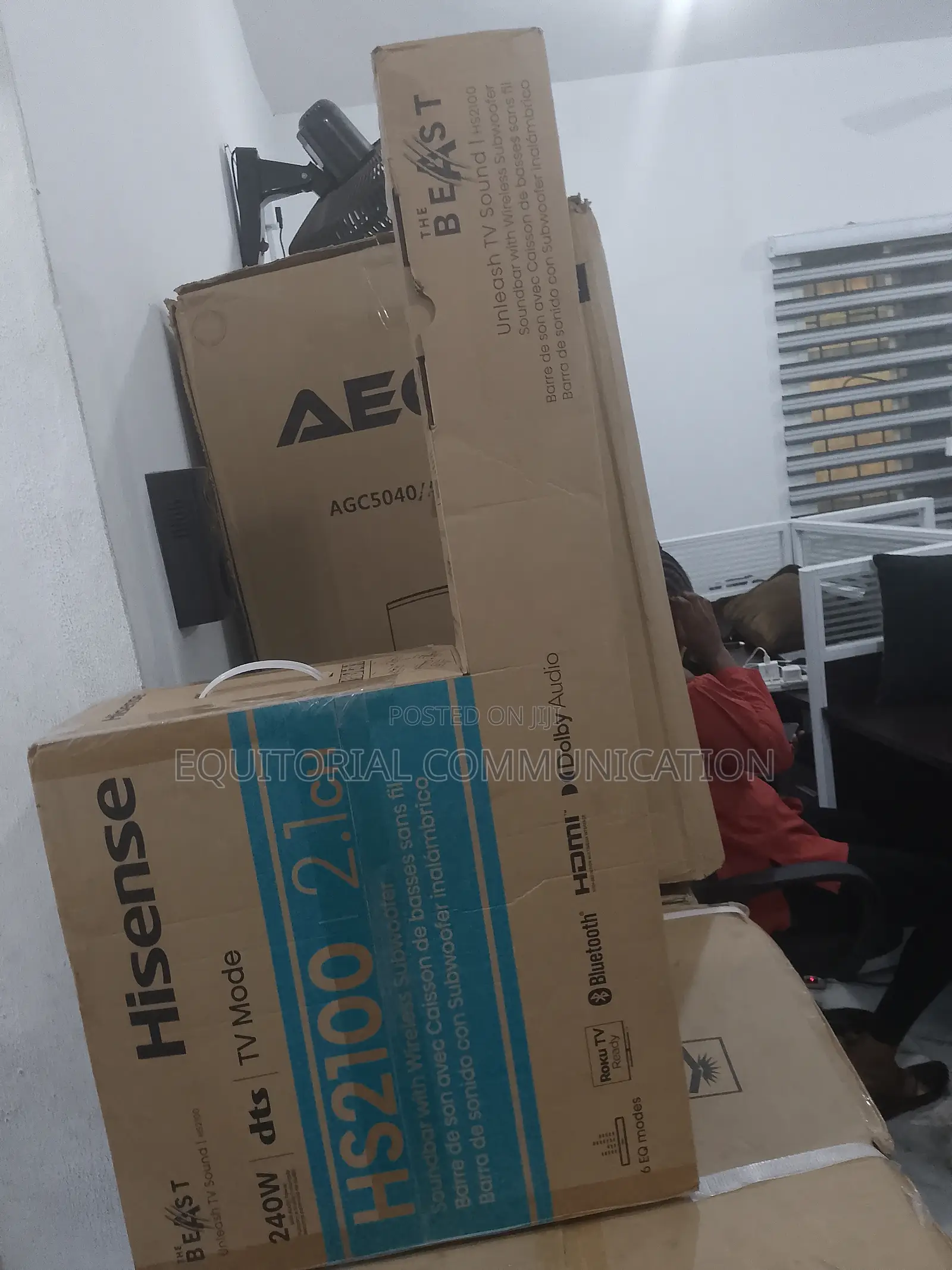 Hs2100 2.1 Soundbar With Wireless Subwoofer