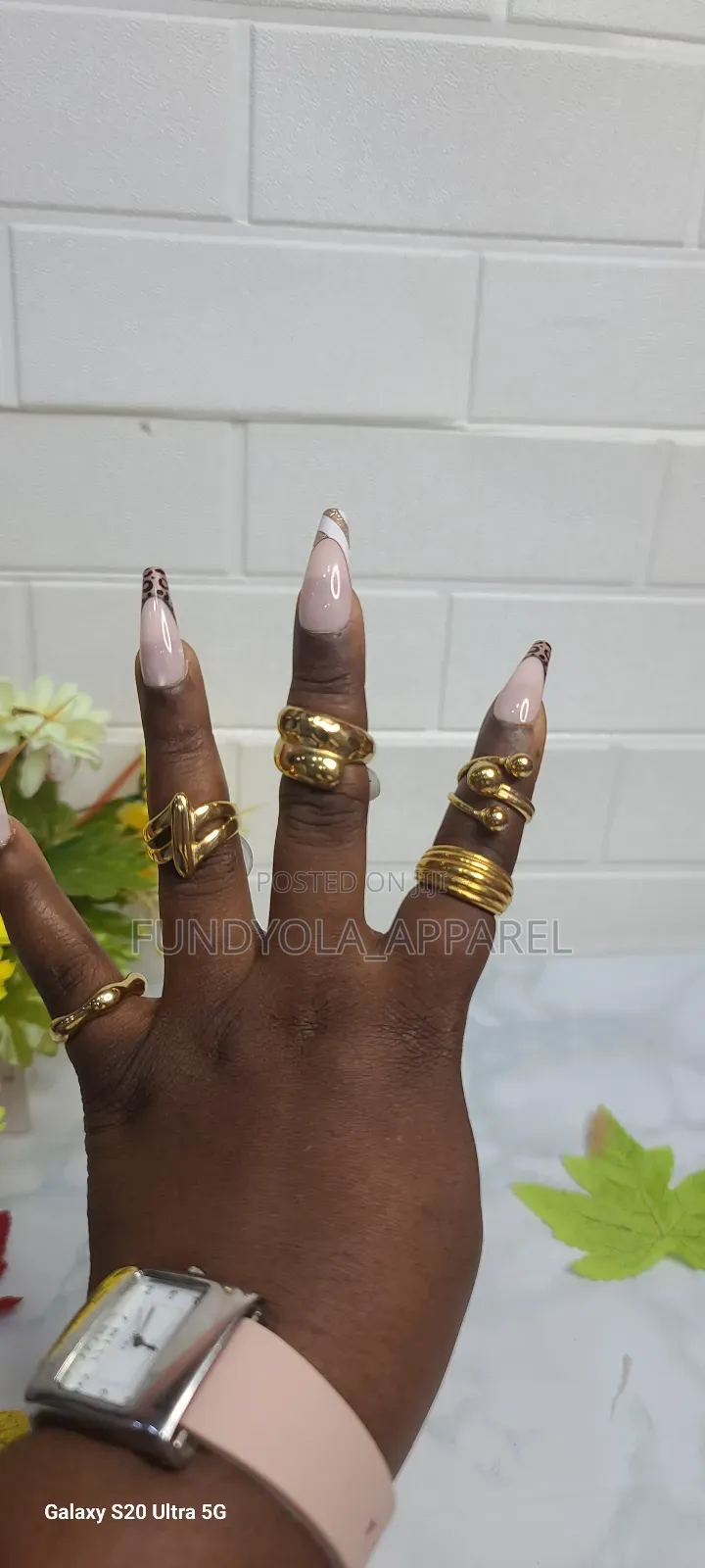 Non Tarnishing Titanium Gold Chunky Fashion Rings