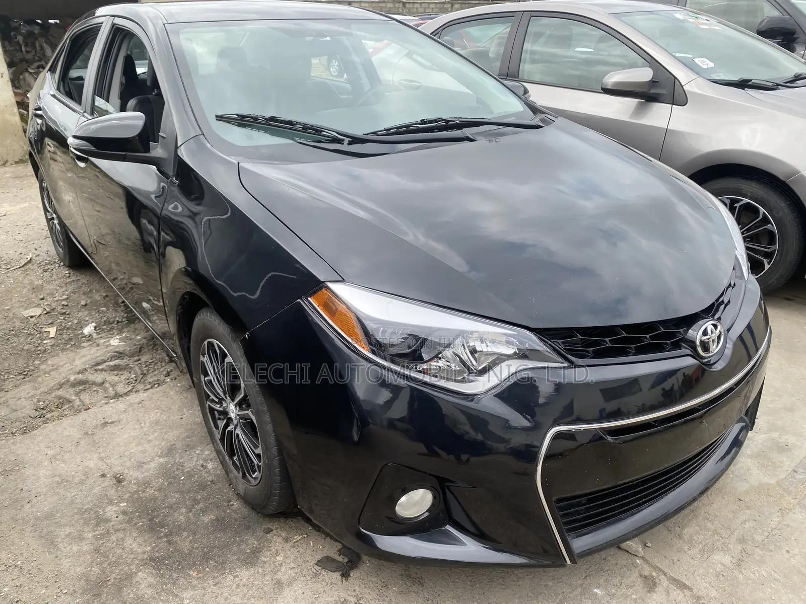 Toyota Corolla 2015 Black