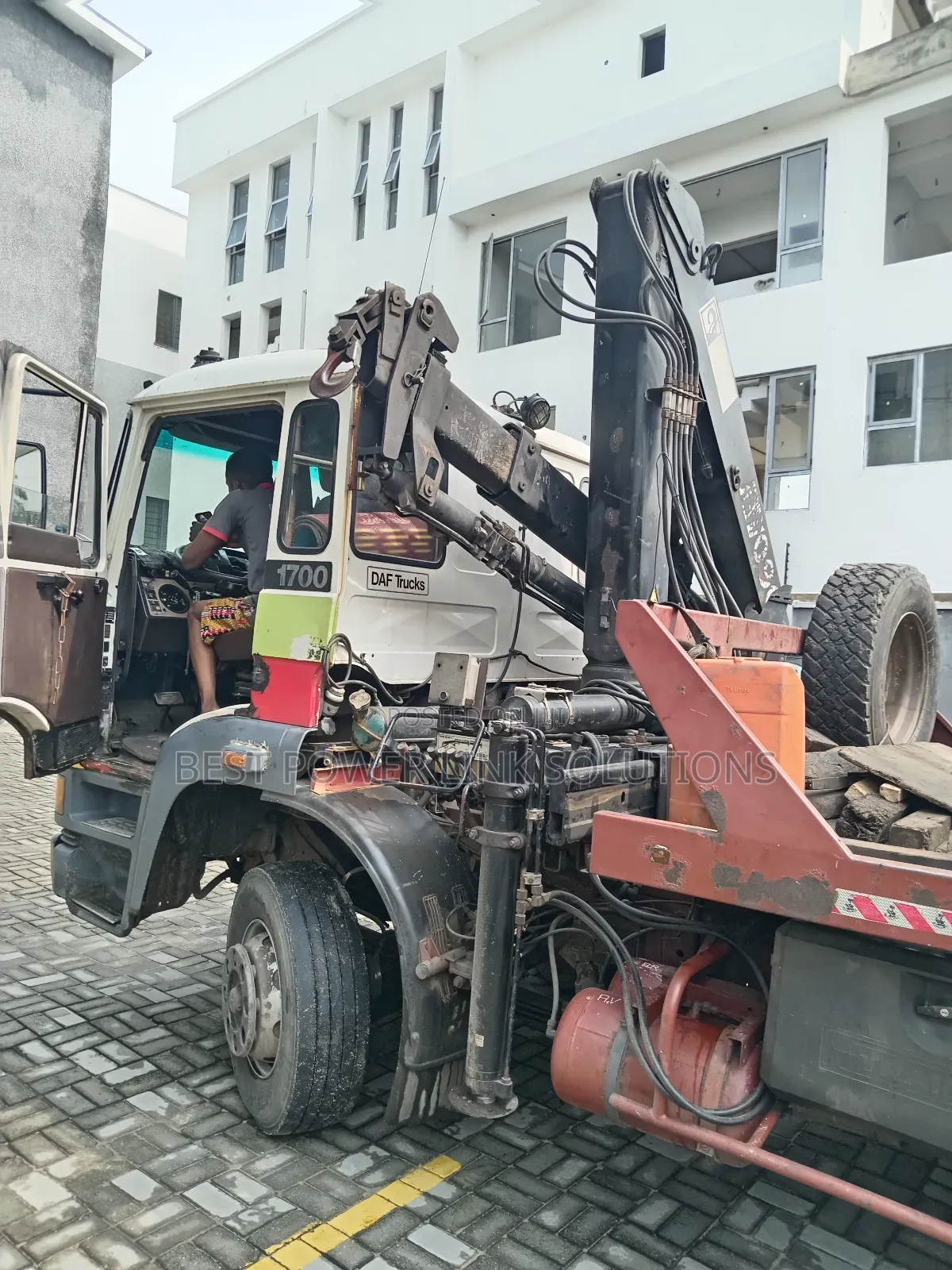 Hiab for Rent Age Near You