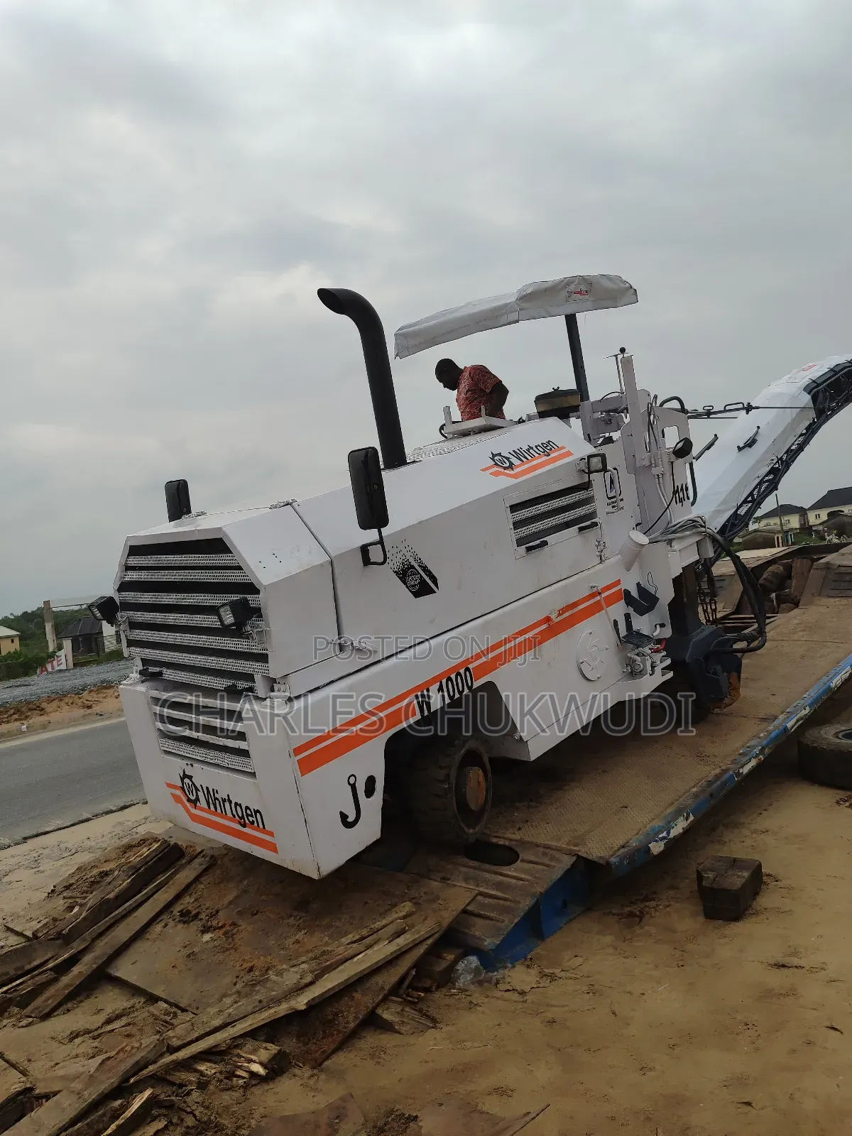 Asphalt Milling Machine for Hire