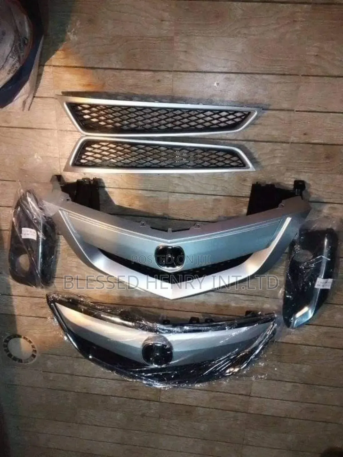 Bumper, Front Grill And Side Mirror