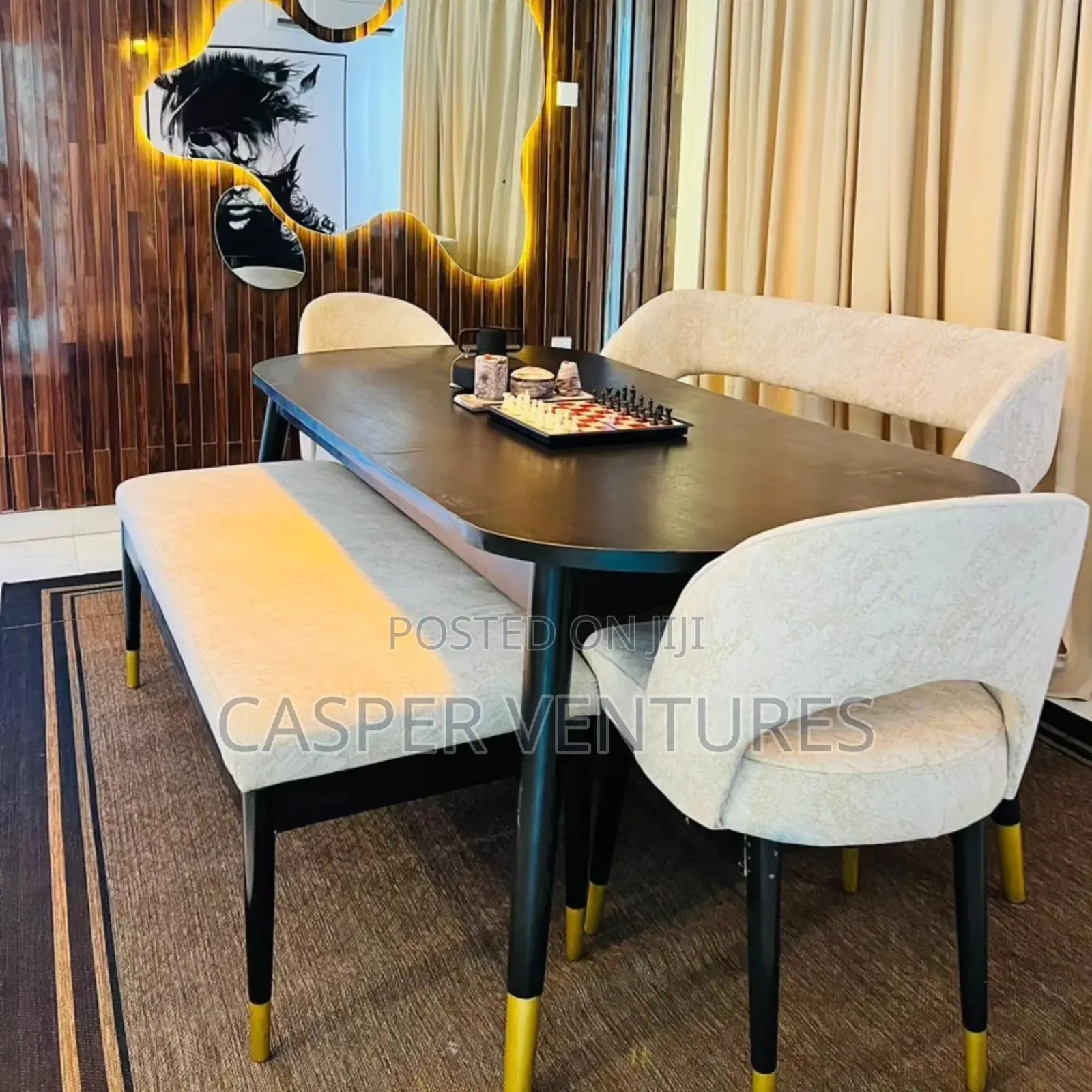 Ecstatic and Magnetic Apartment
