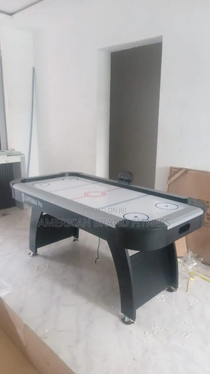 Standard Air Hockey Table With Complete Accessories