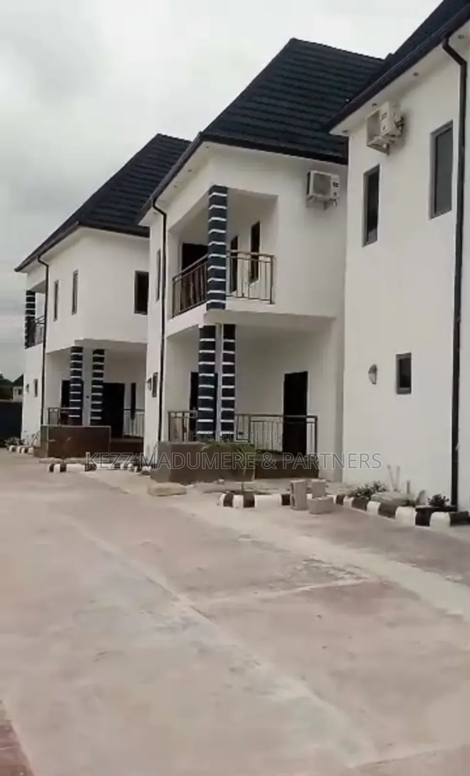 Furnished 9bdrm Maisonette in Gated Estate, Off for sale