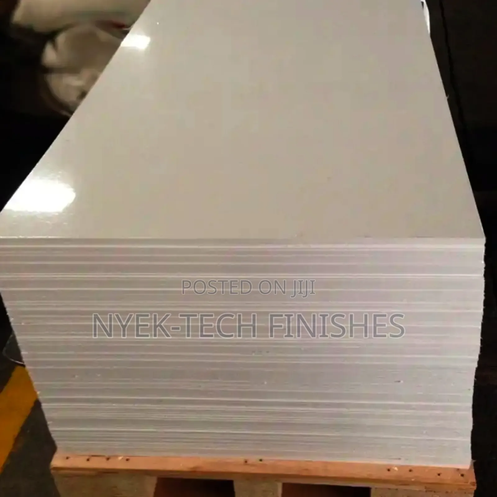Glossy Opaque Transluscent Acrylic / Perspex Plexiglass