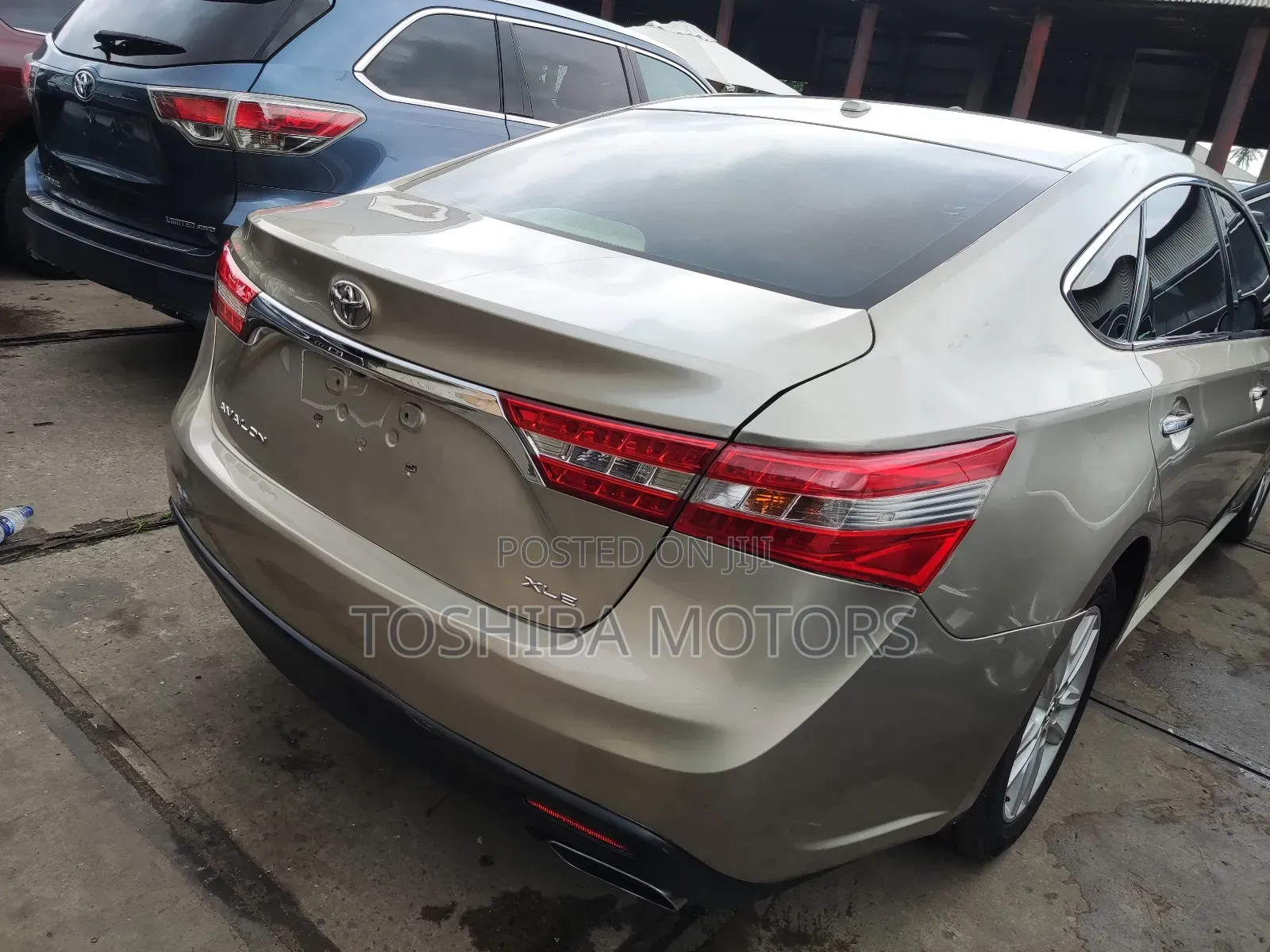 Toyota Avalon 2015 Brown