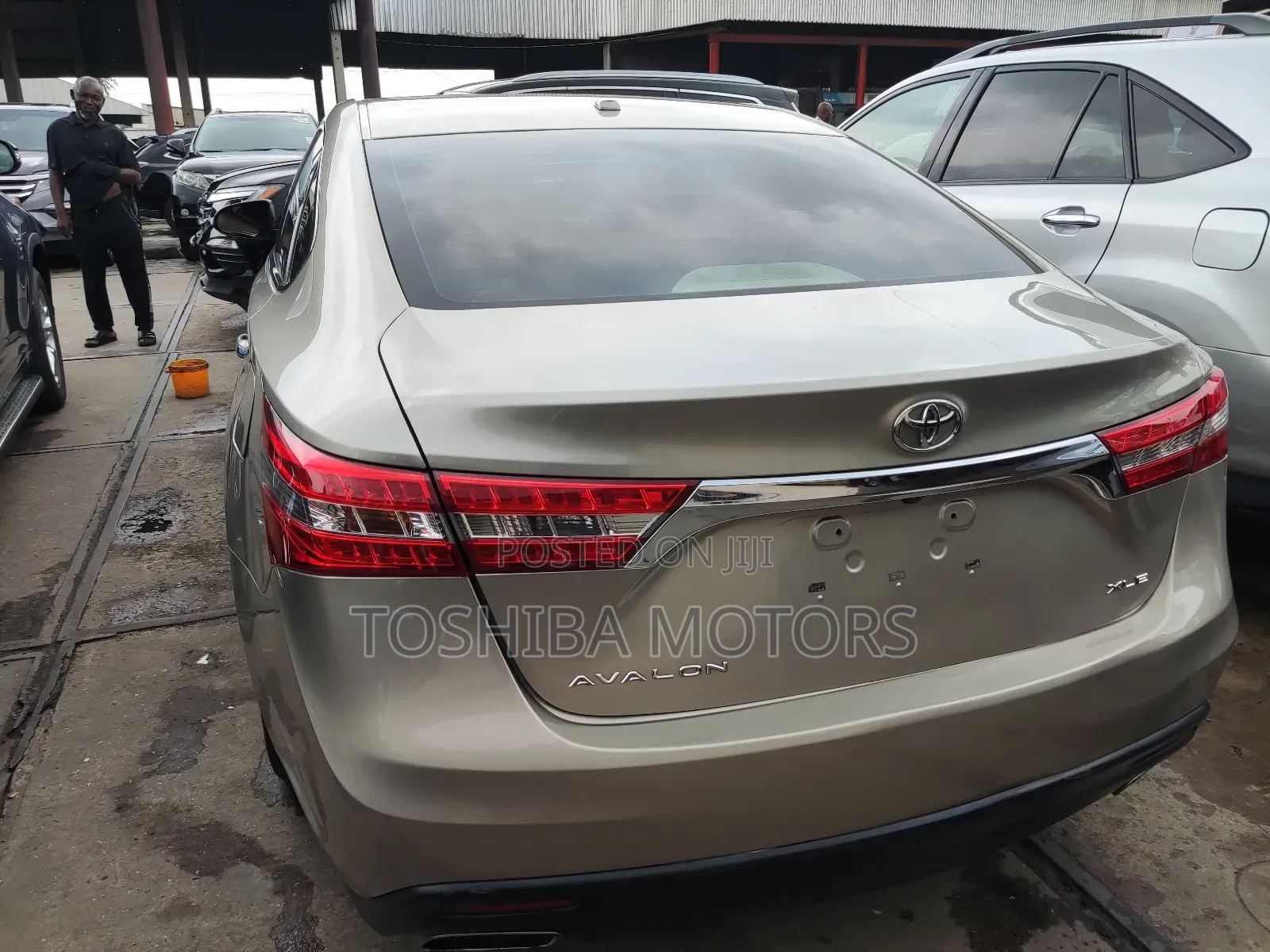 Toyota Avalon 2015 Brown