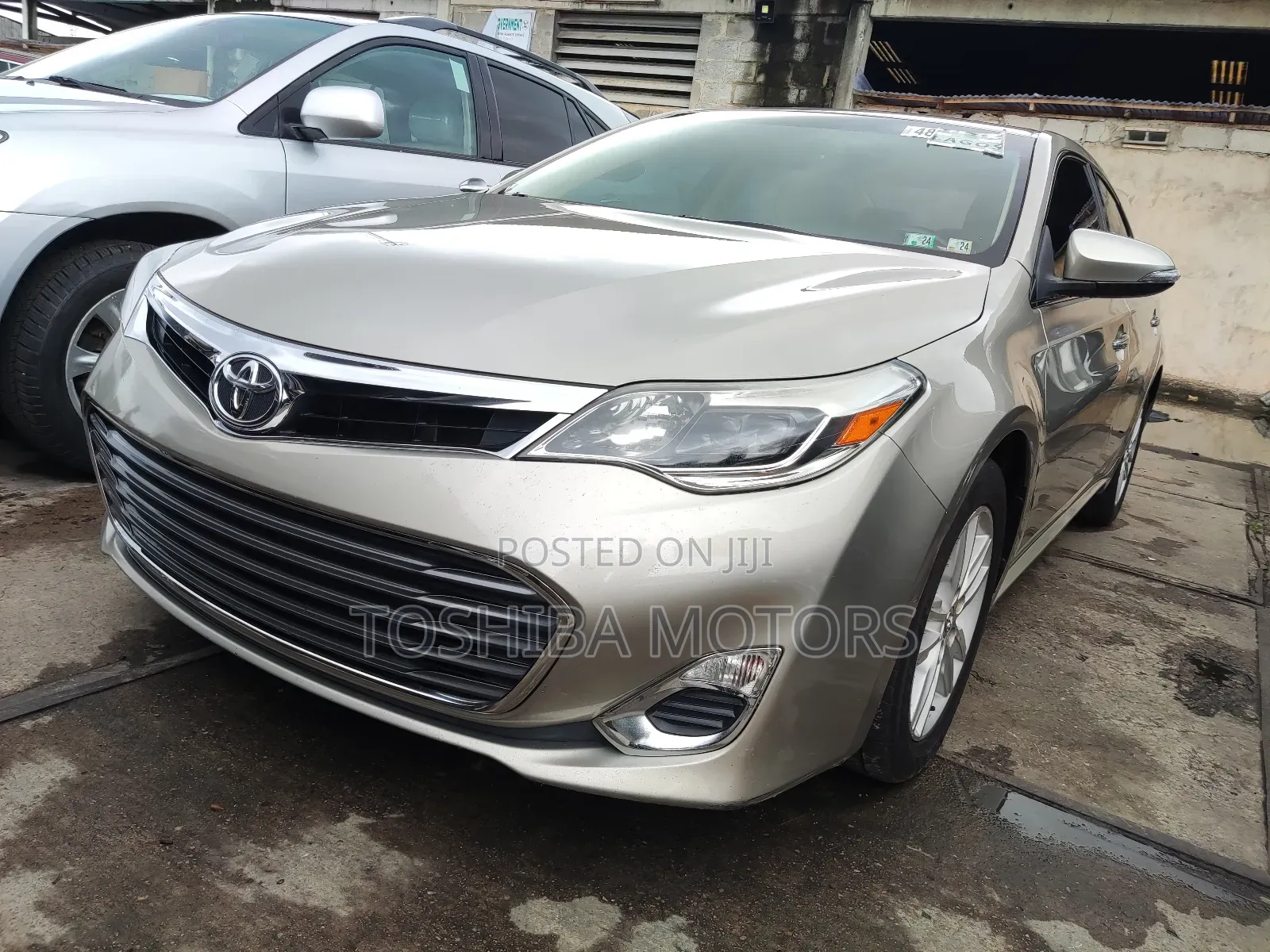 Toyota Avalon 2015 Brown