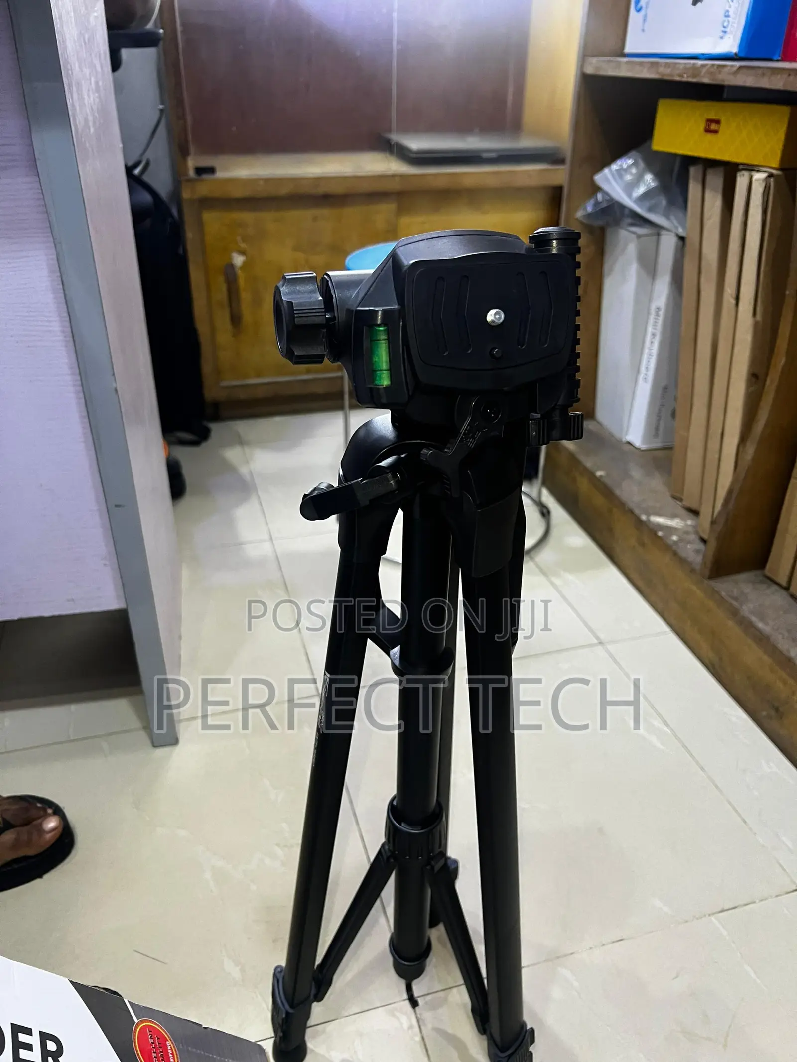 Camera/Camcorder Tripod Stand [With Phone Clip Holder]