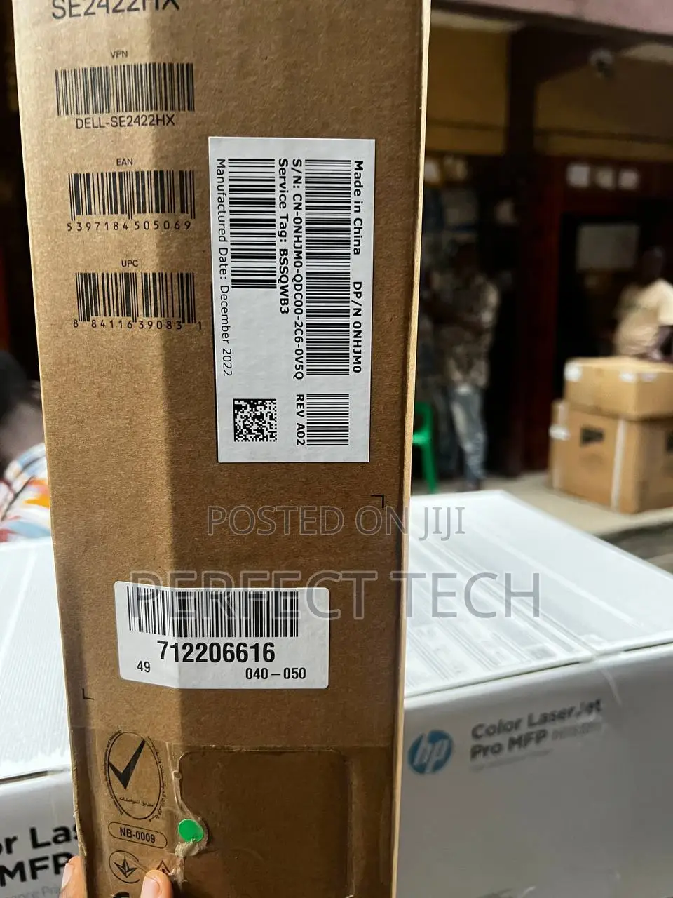 Dell 24inches Full HD Monitor, HDMI, VGA