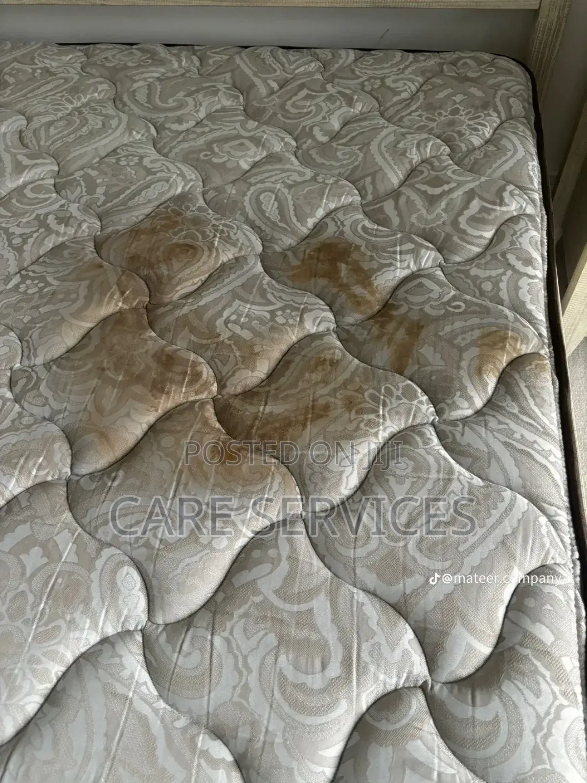 Professional Mattress Cleaning and Stain Remover