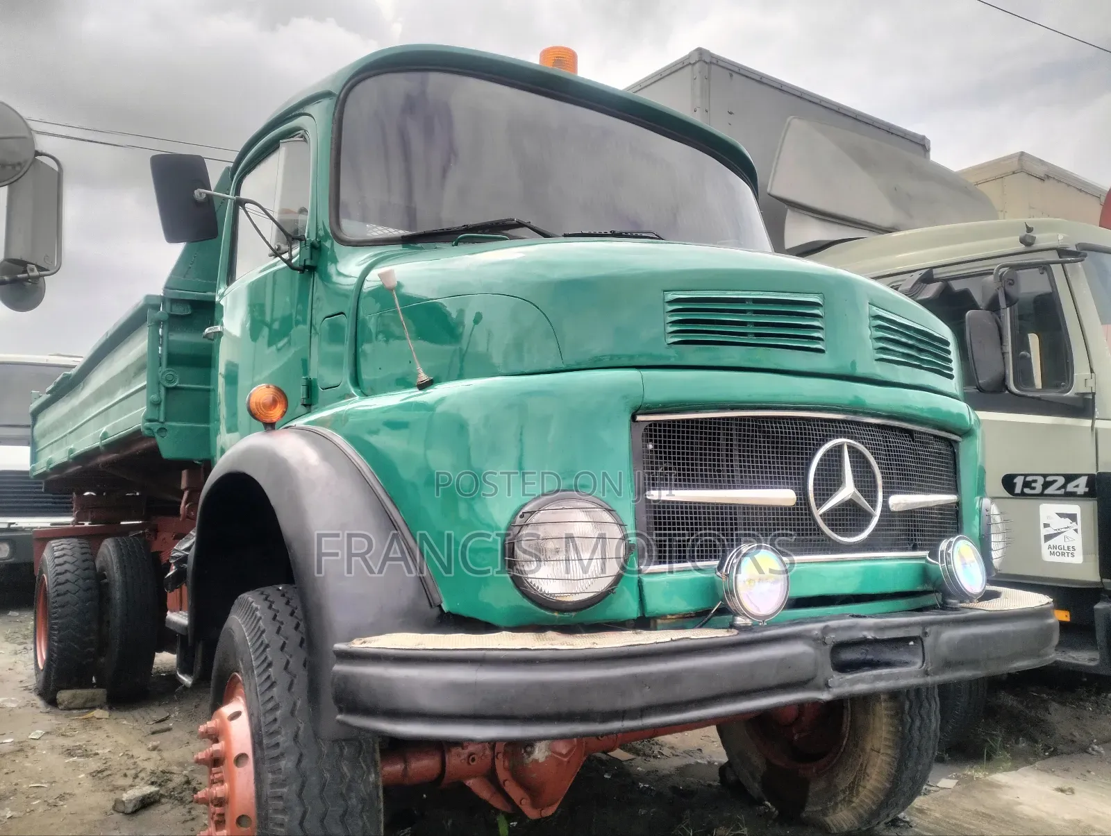 Mercedes Benz Tiper