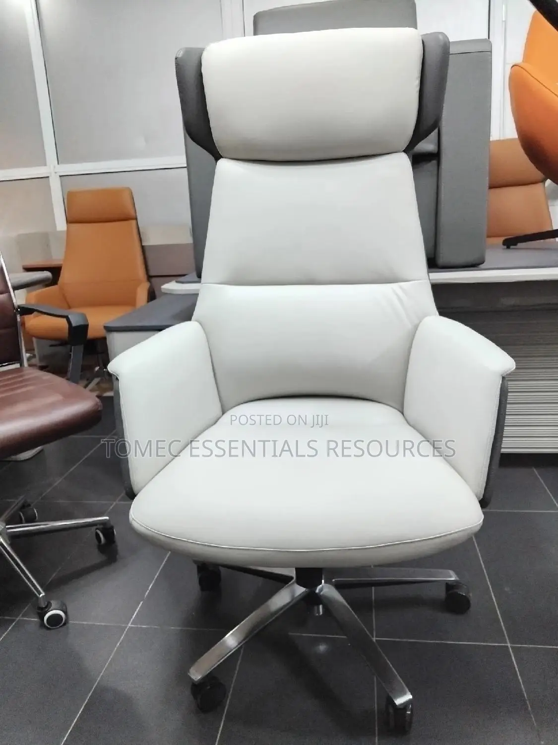 Super Quality Executive Swivel Office Chair