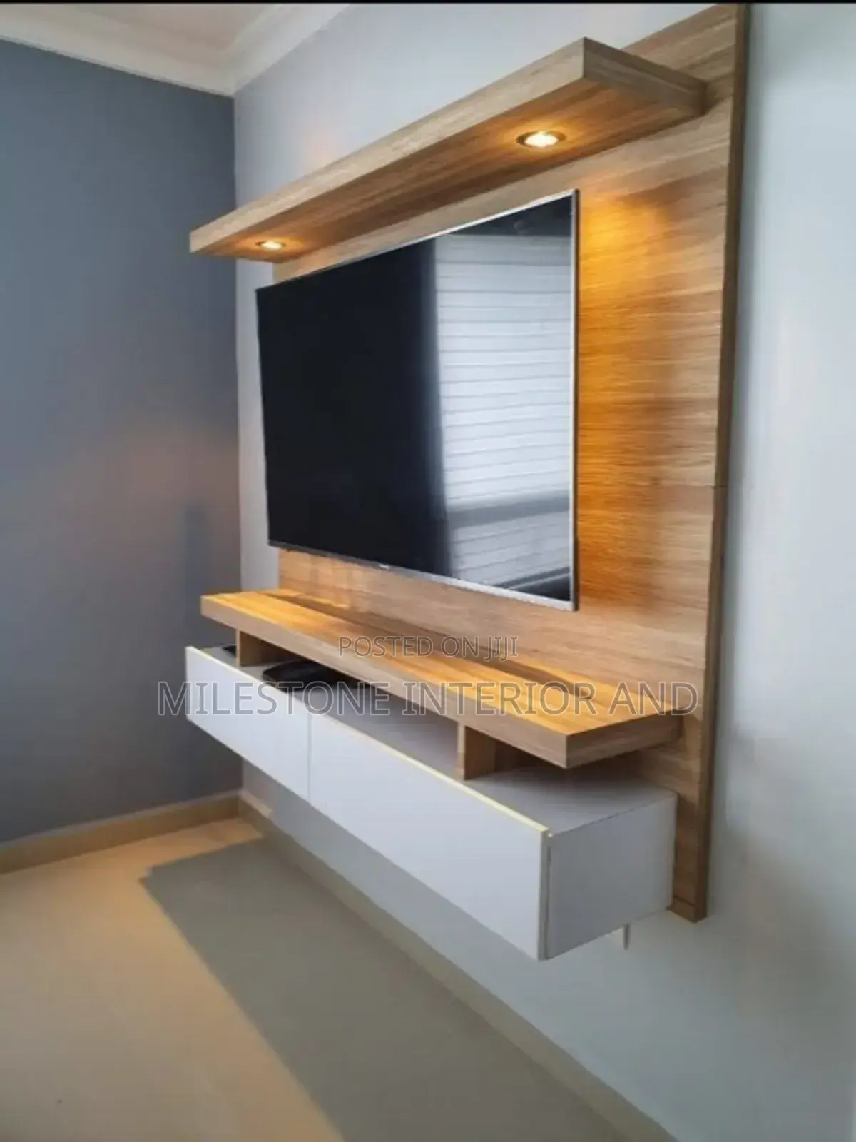 Simple American Type Tv Stand With Led Lights and Console