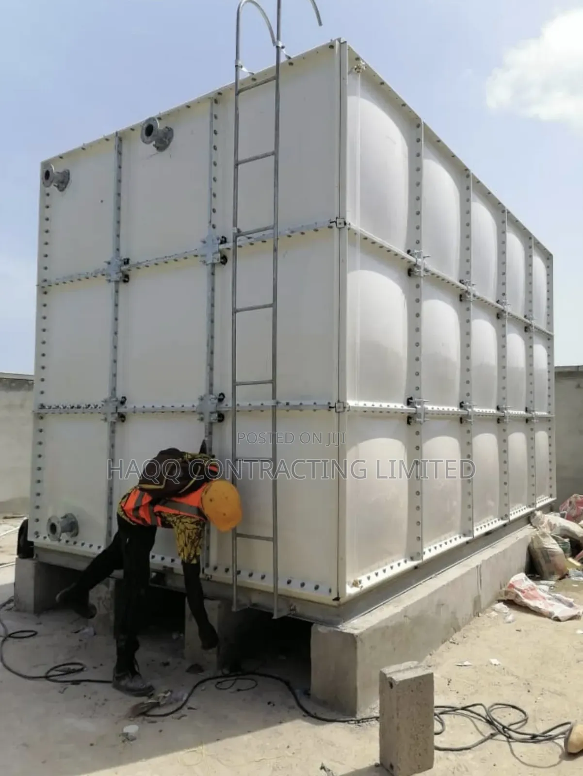 GRP Fibreglass/Pressed Steel Braithwaite Tank Construction