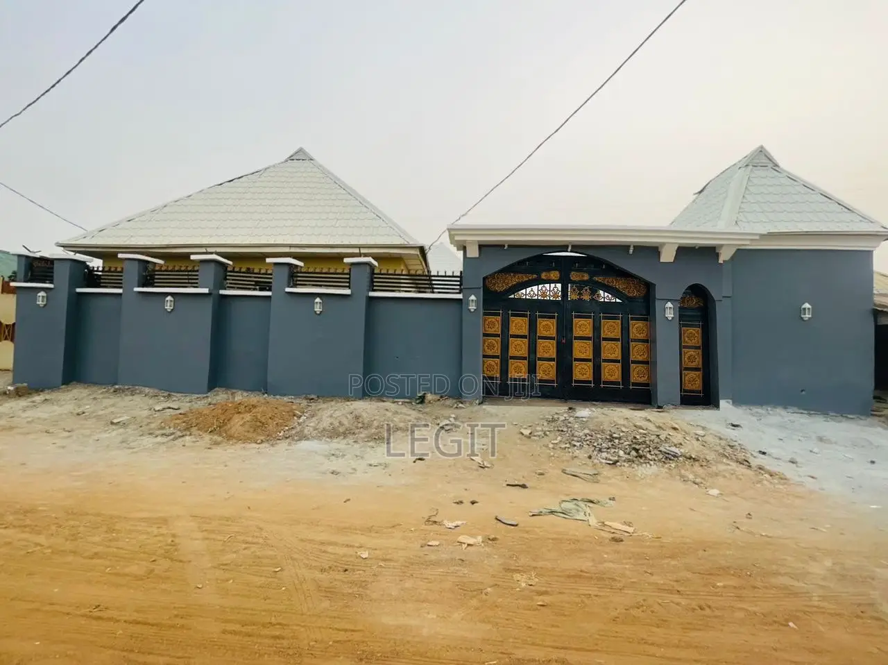 3bdrm Block of Flats in Minna for sale
