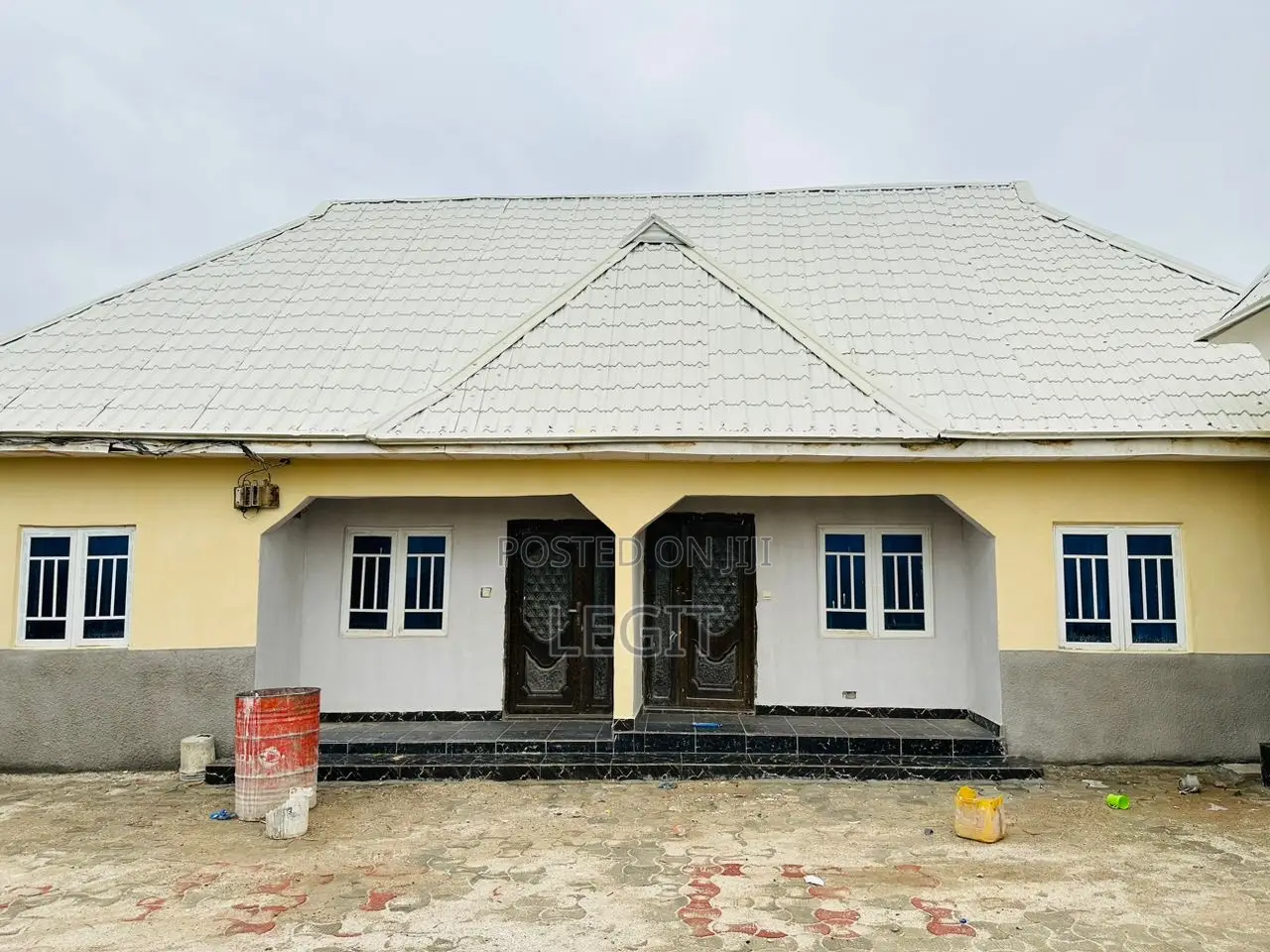 3bdrm Block of Flats in Minna for sale