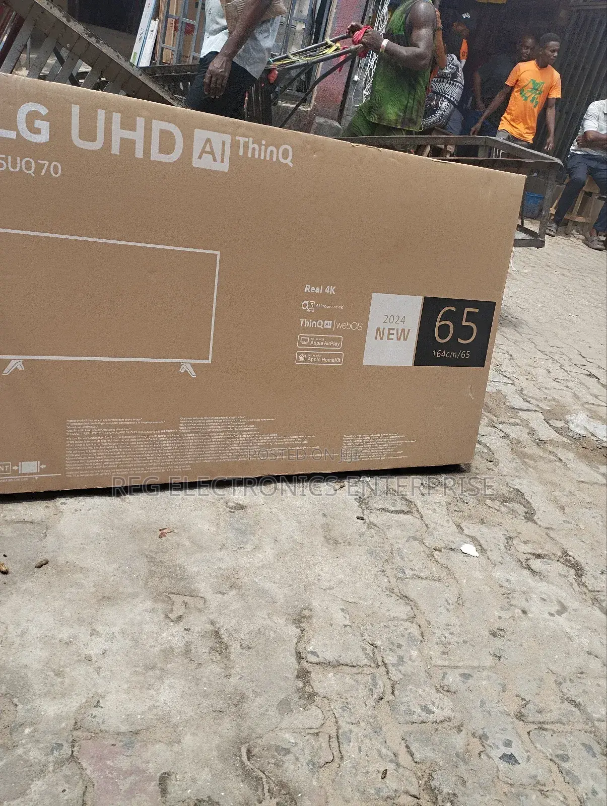 LG 65 Inches