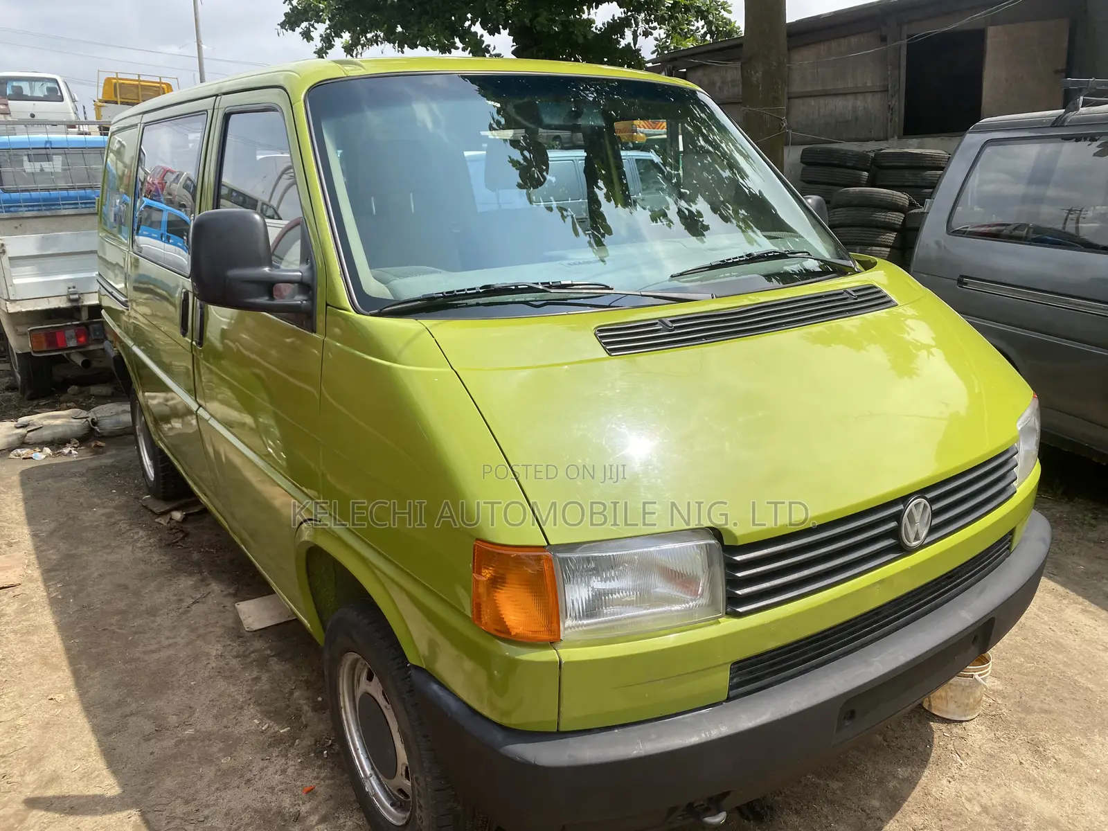 Volkswagen Transporter 2005 Green